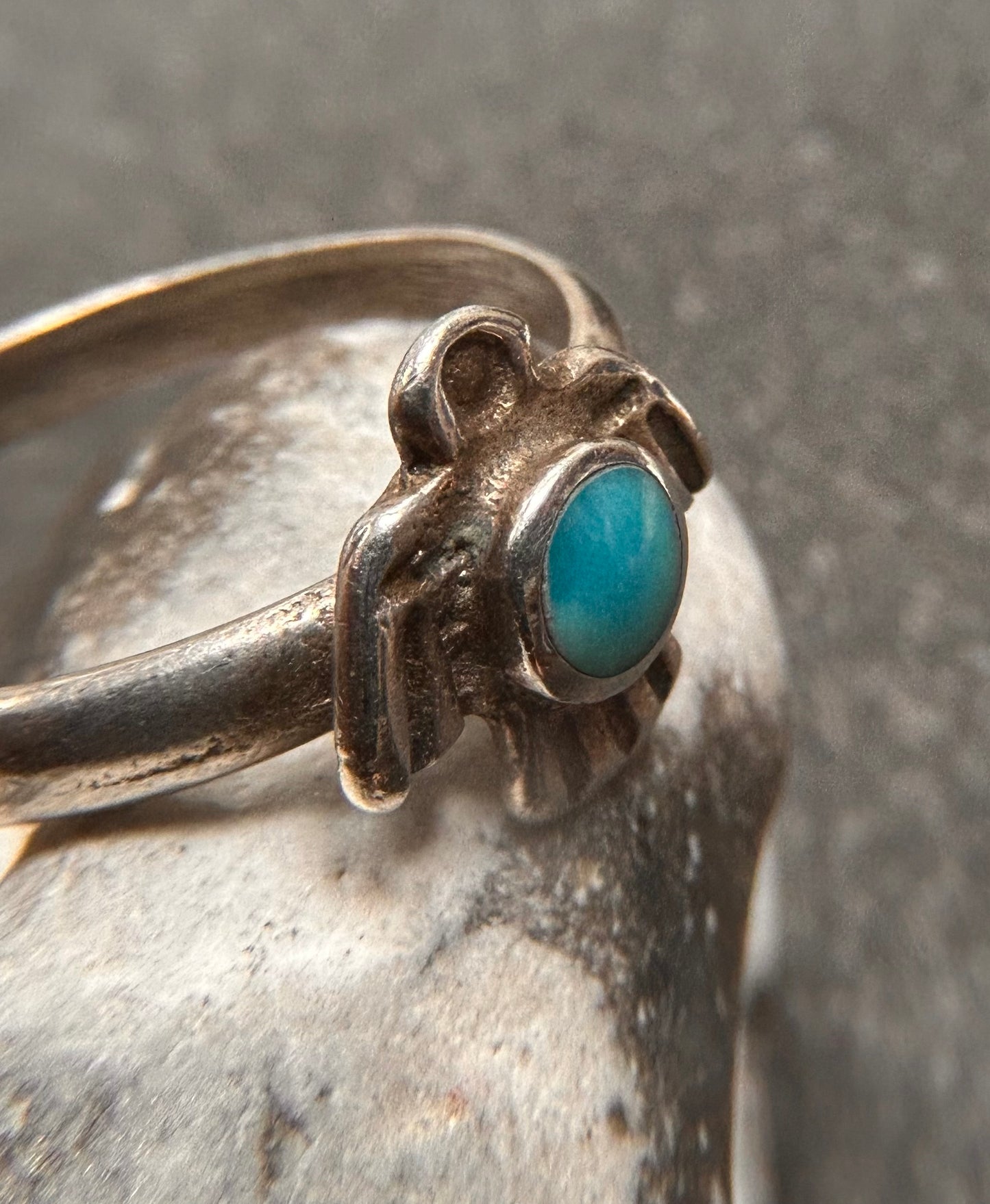 A wonderfully detailed vintage sterling silver Native American Thunderbird ring