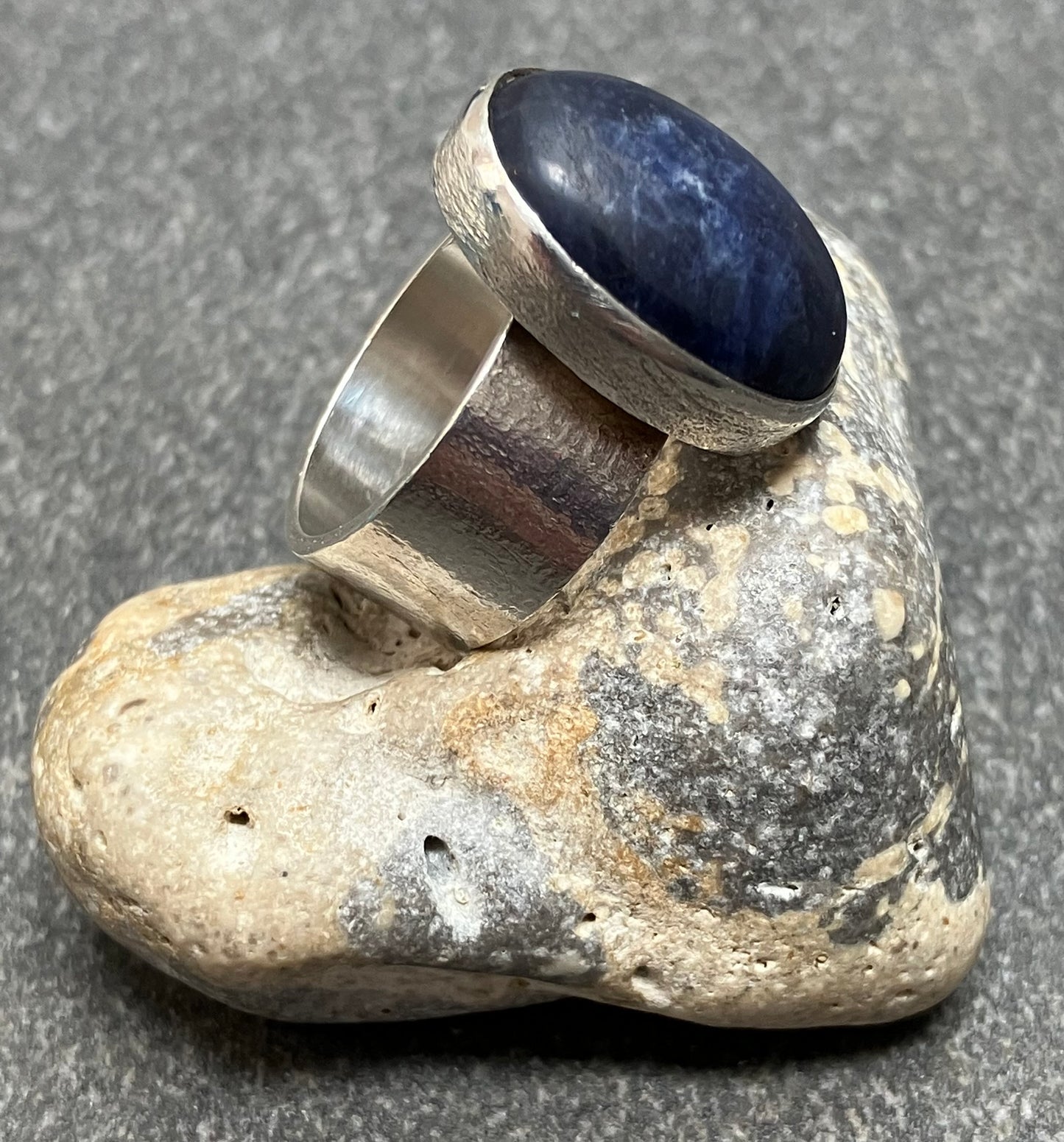 Vintage handmade artisan sterling silver and lapis lazuli ring.1972-73
