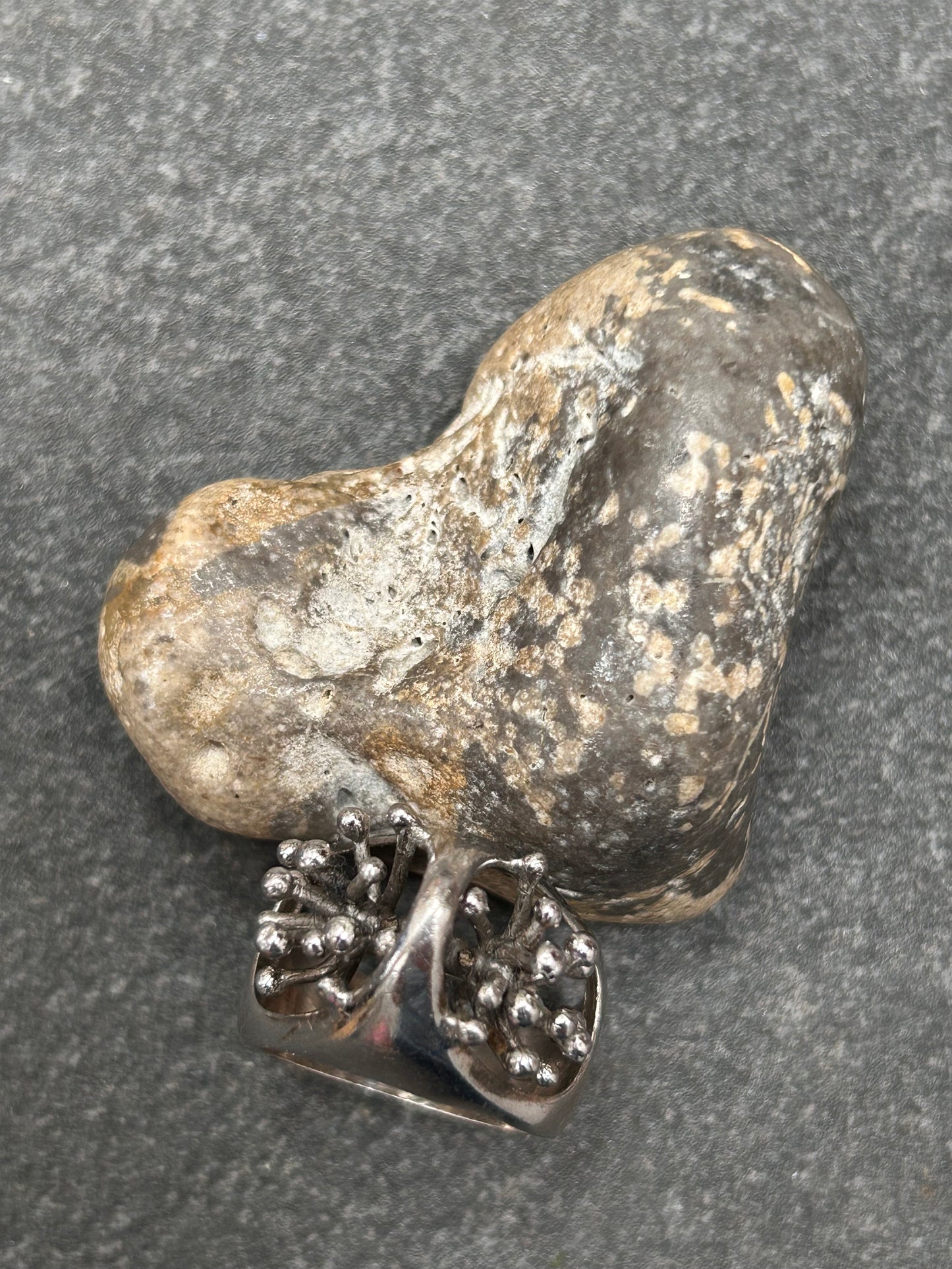 Quirky vintage sterling silver ring