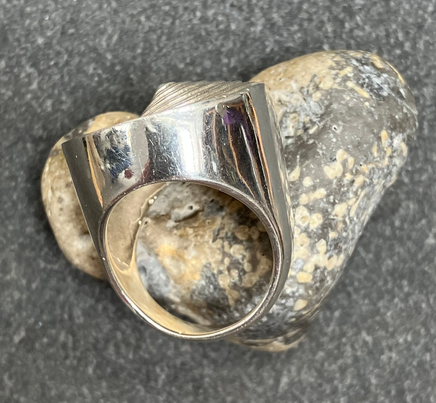 Vintage sterling silver statement ring