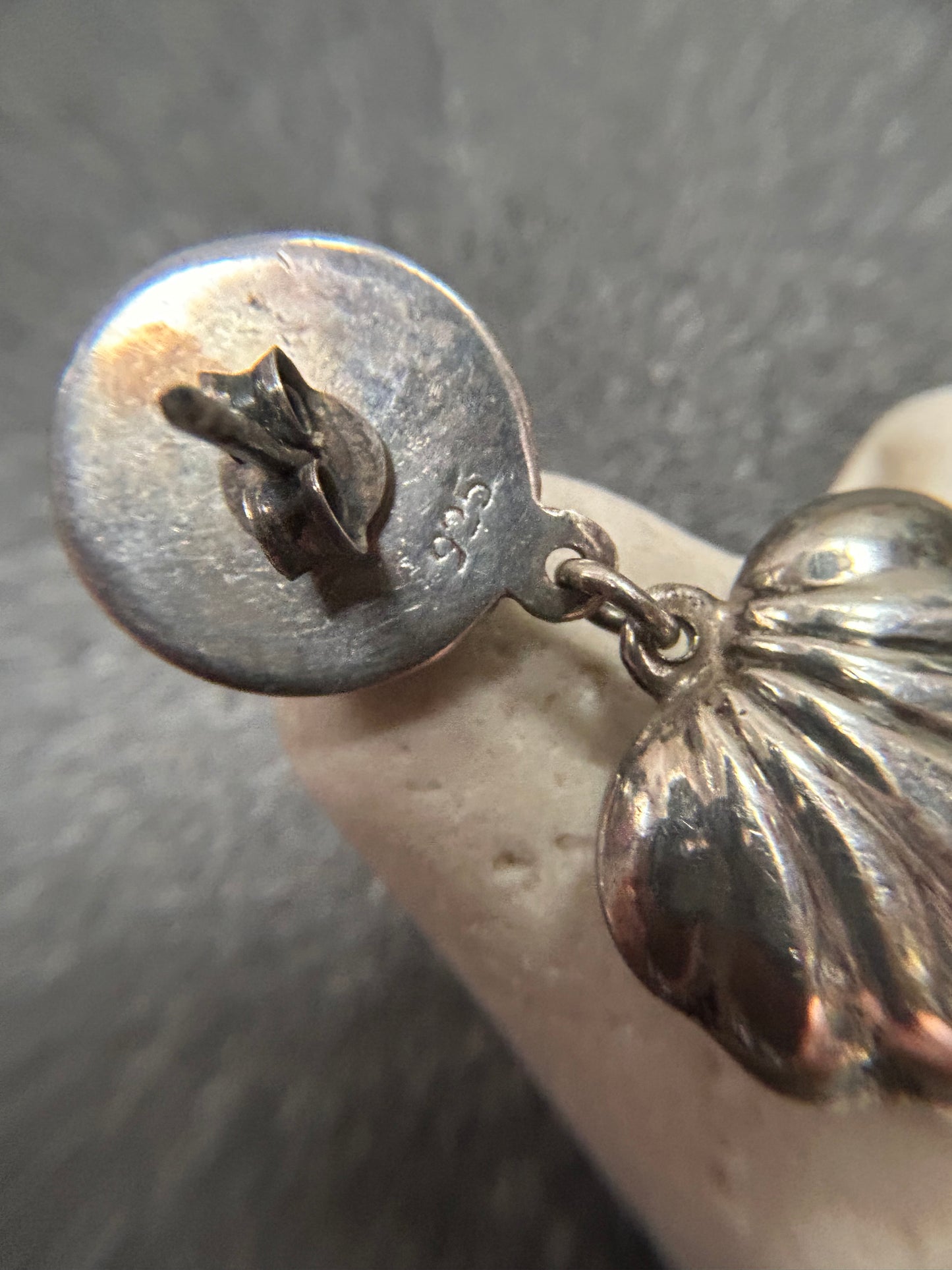 Stunning vintage sterling silver heart earrings.