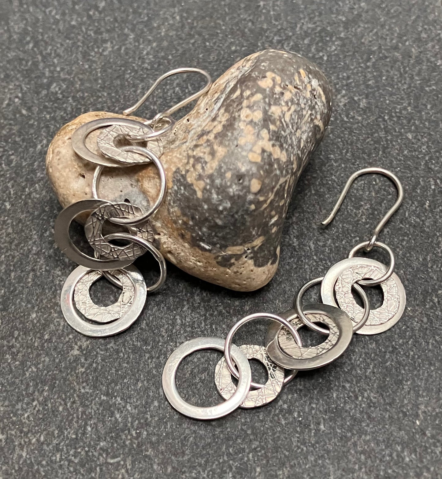 Vintage sterling silver interlocking circles earrings.