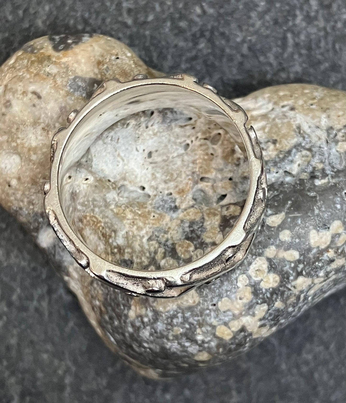 Vintage sterling silver handmade artisan ring.