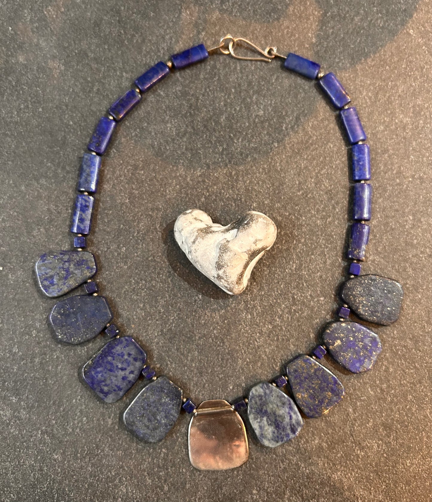 Absolutely beautiful vintage lapis lazuli necklace
