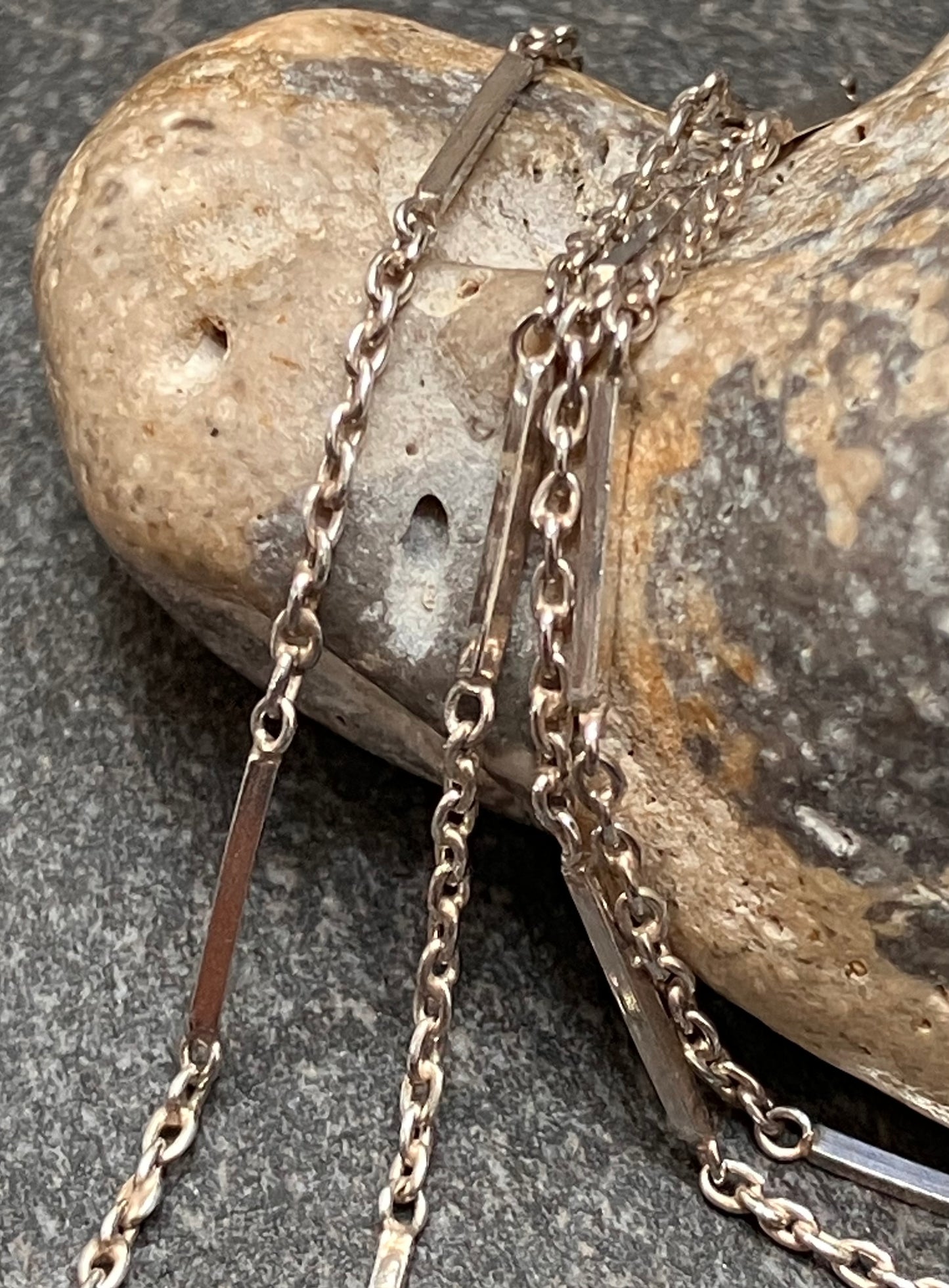 Vintage sterling silver link and bar chain: 16.5 inches