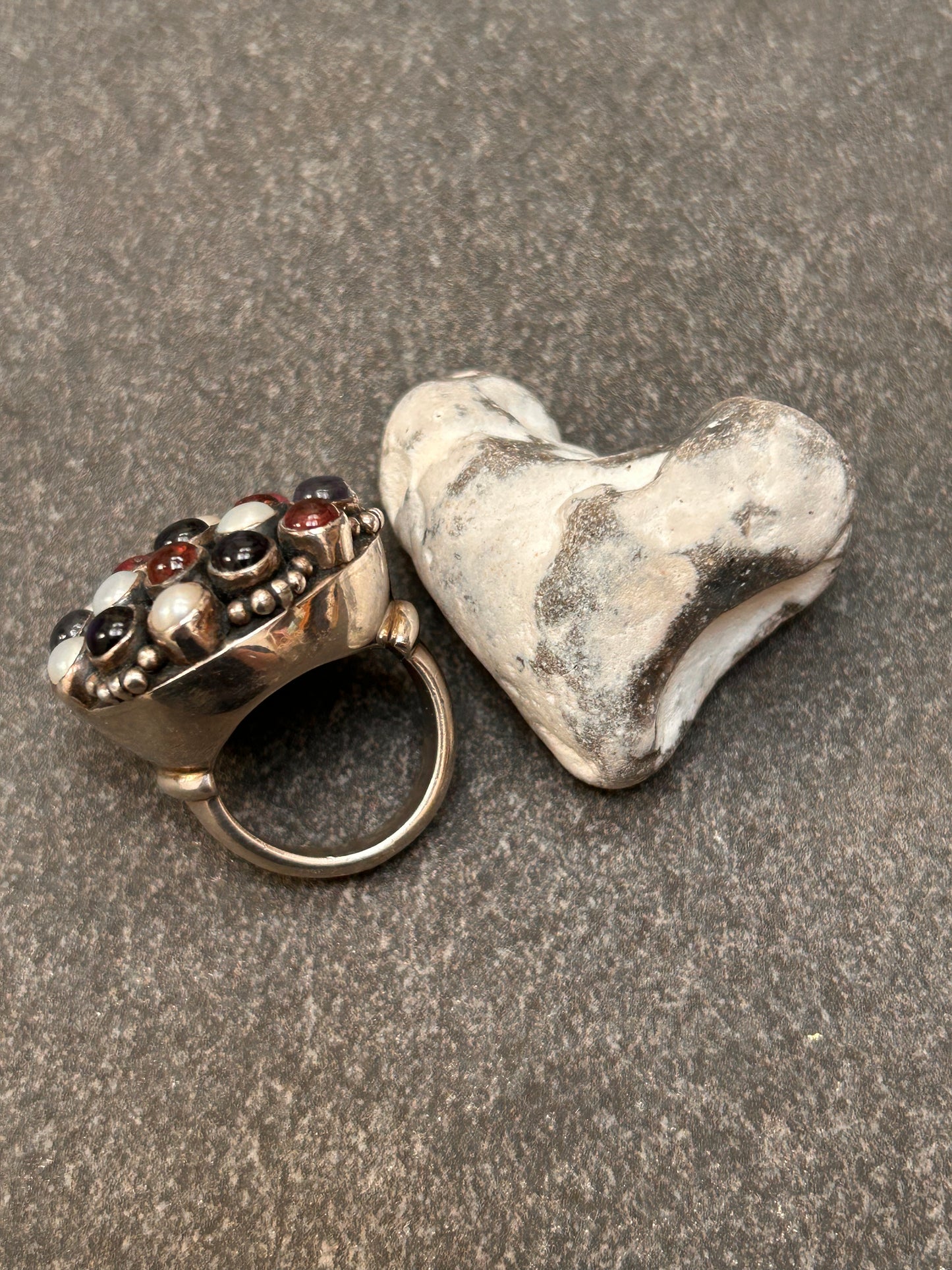 Make way for a ring that refuses to whisper… it commands attention ✨