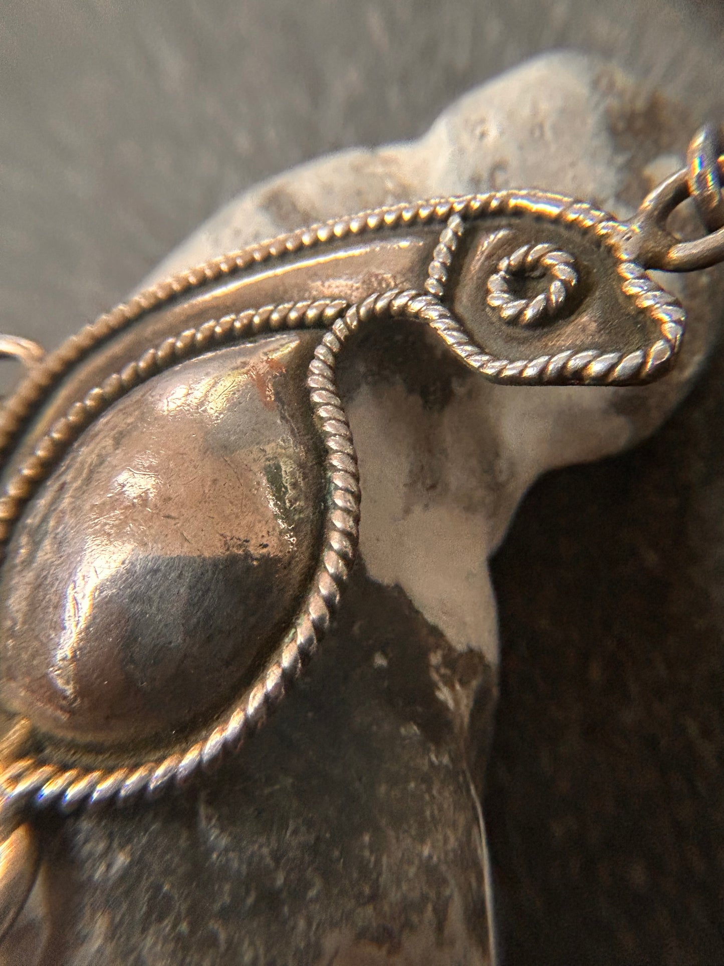 These fantastically fun vintage sterling silver bird earrings