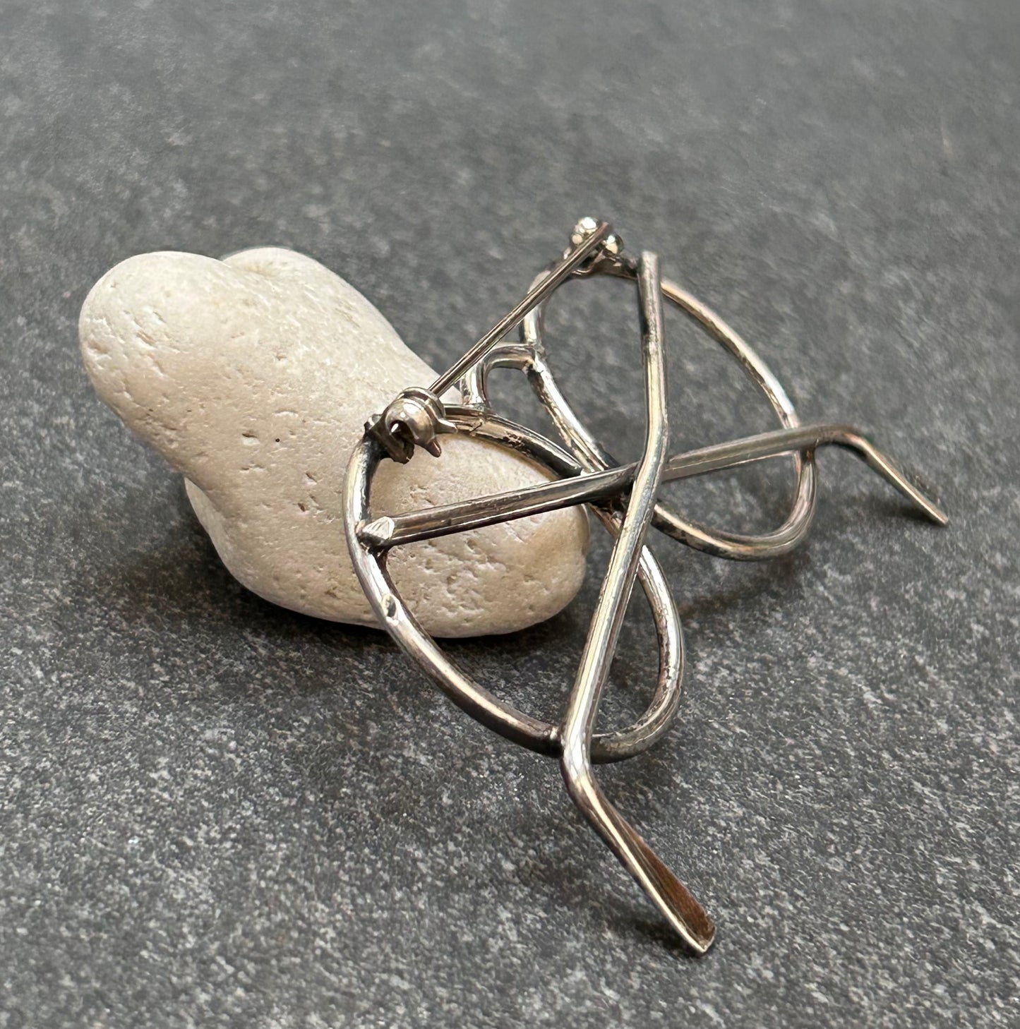 Quirky vintage sterling silver glasses brooch