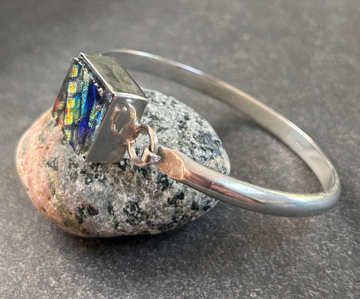 Fantastic Vintage Sterling Silver & Dichroic Glass Bangle