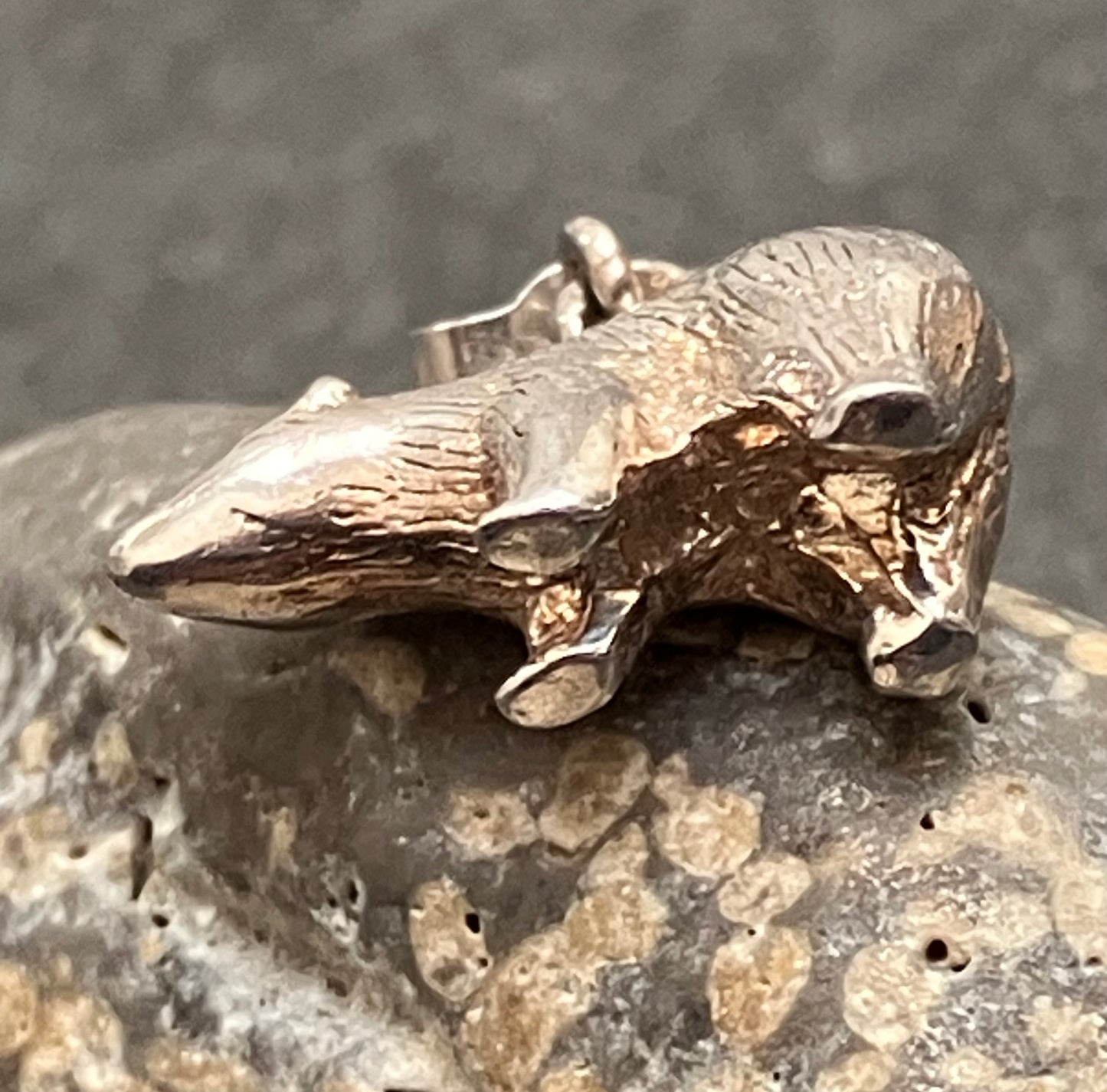 Totally adorable vintage sterling silver 3D badger earrings.