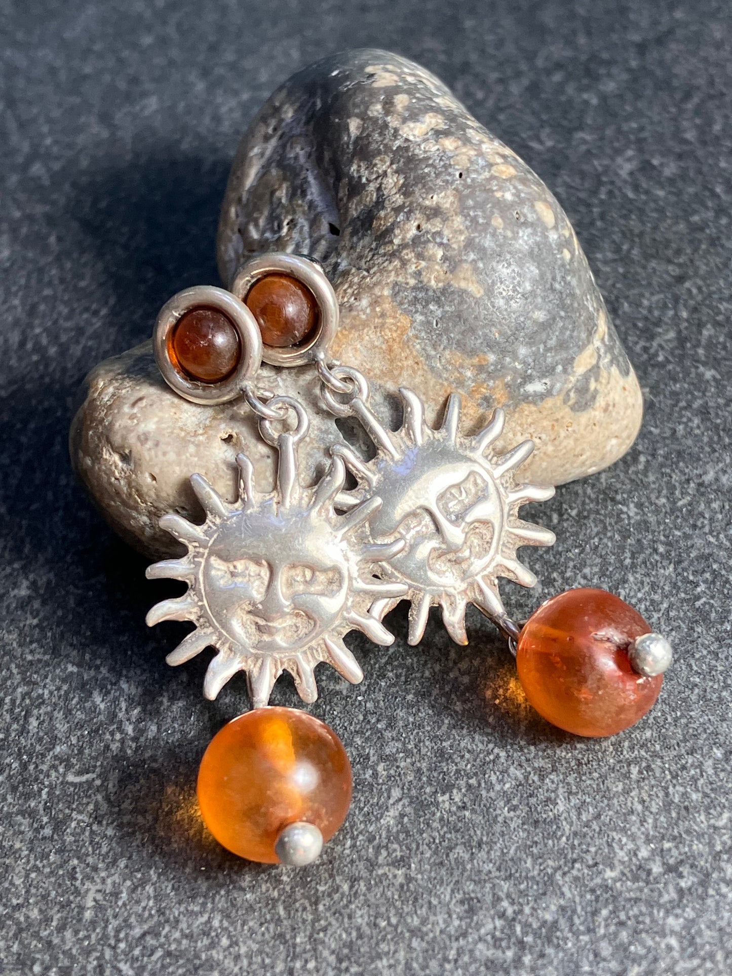 Absolutely fantastic vintage sterling silver sun and amber earrings.