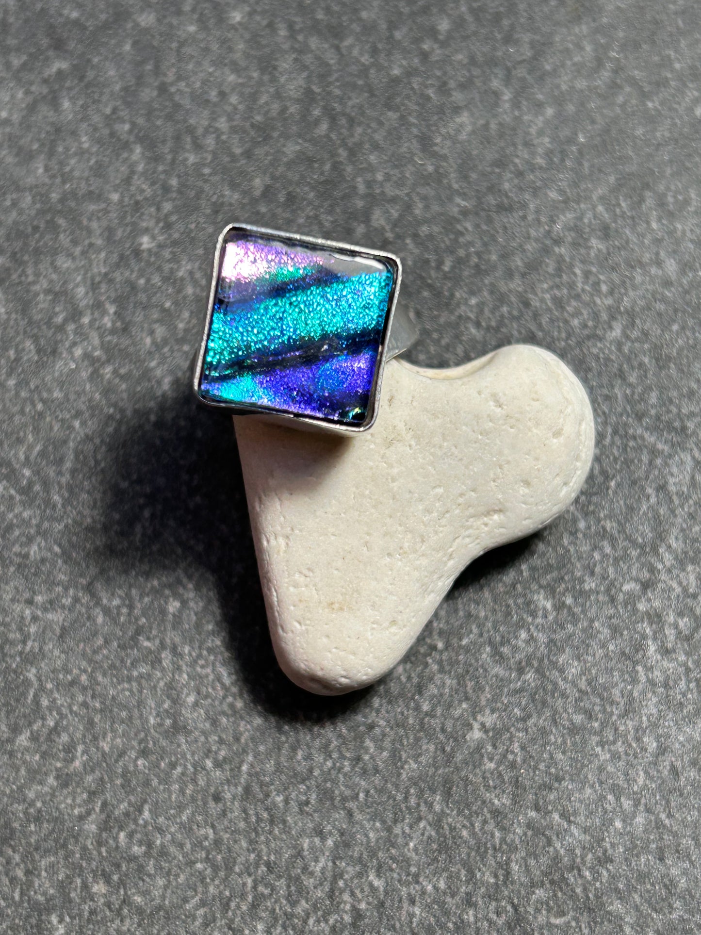 Vibrant vintage sterling silver dichroic glass ring.