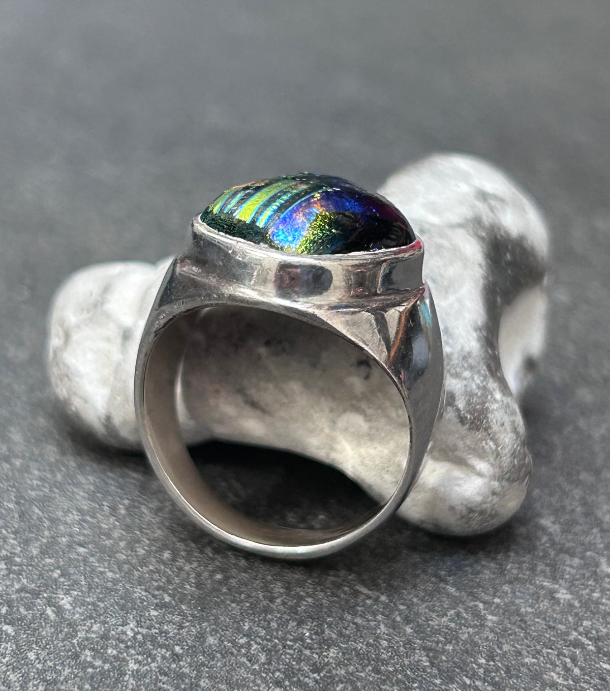 Artisan Vintage Sterling Silver Dichroic Glass Ring – Blue Skies & Sunset Hues