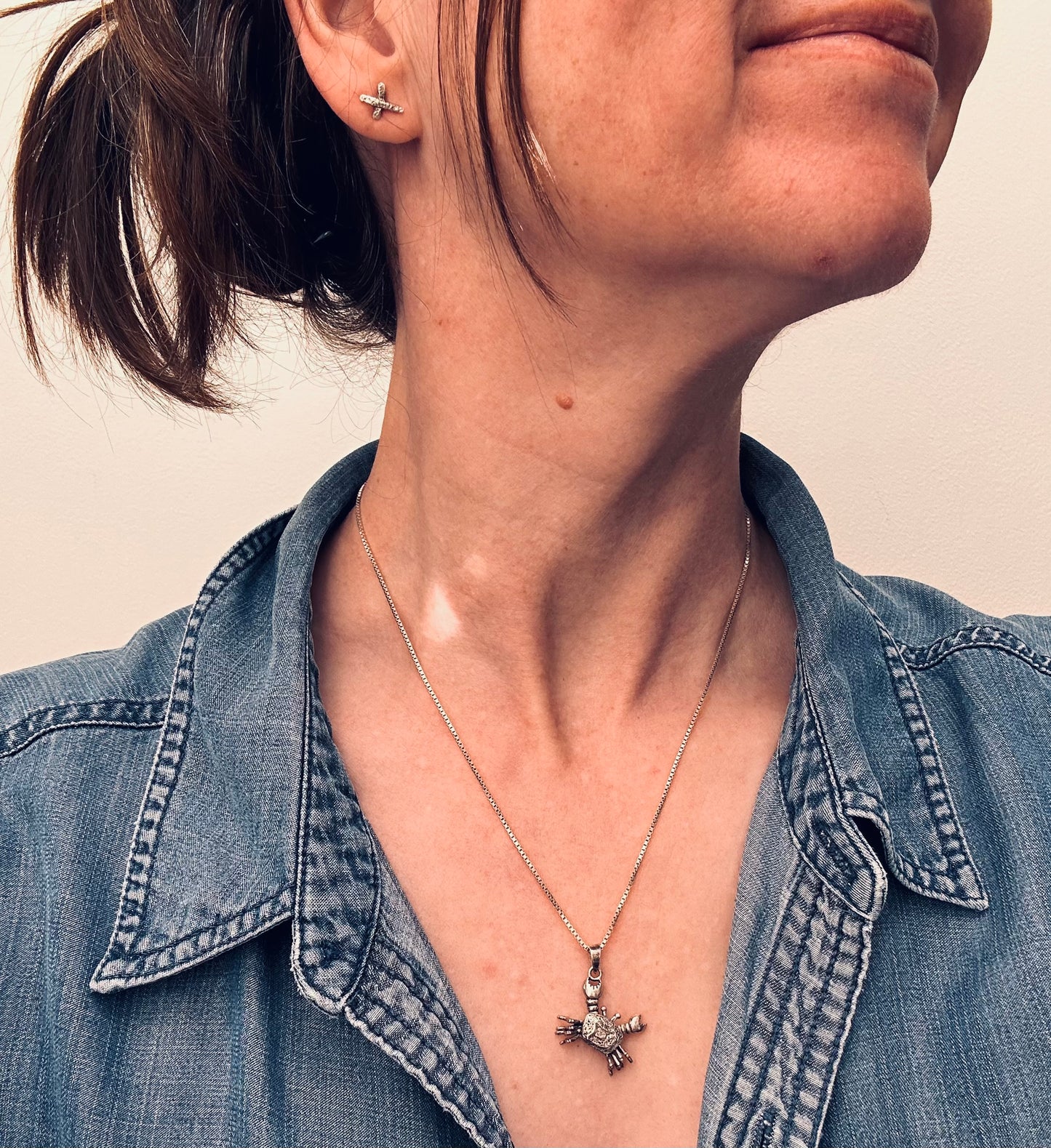 Vintage Articulated sterling silver Crab Pendant.