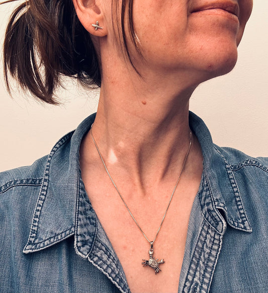 Vintage Articulated sterling silver Crab Pendant.