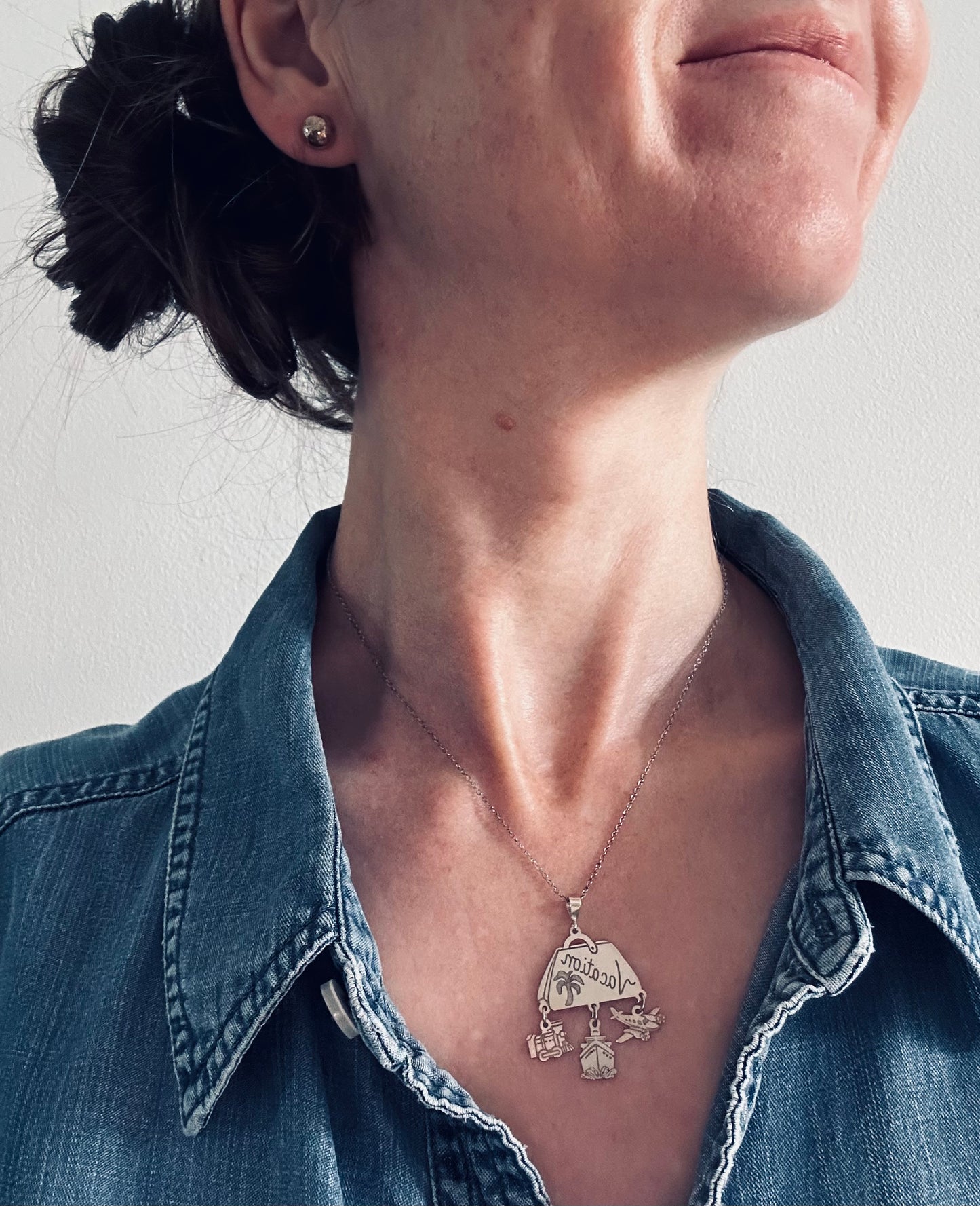 Vintage ‘Vacation time’ necklace!