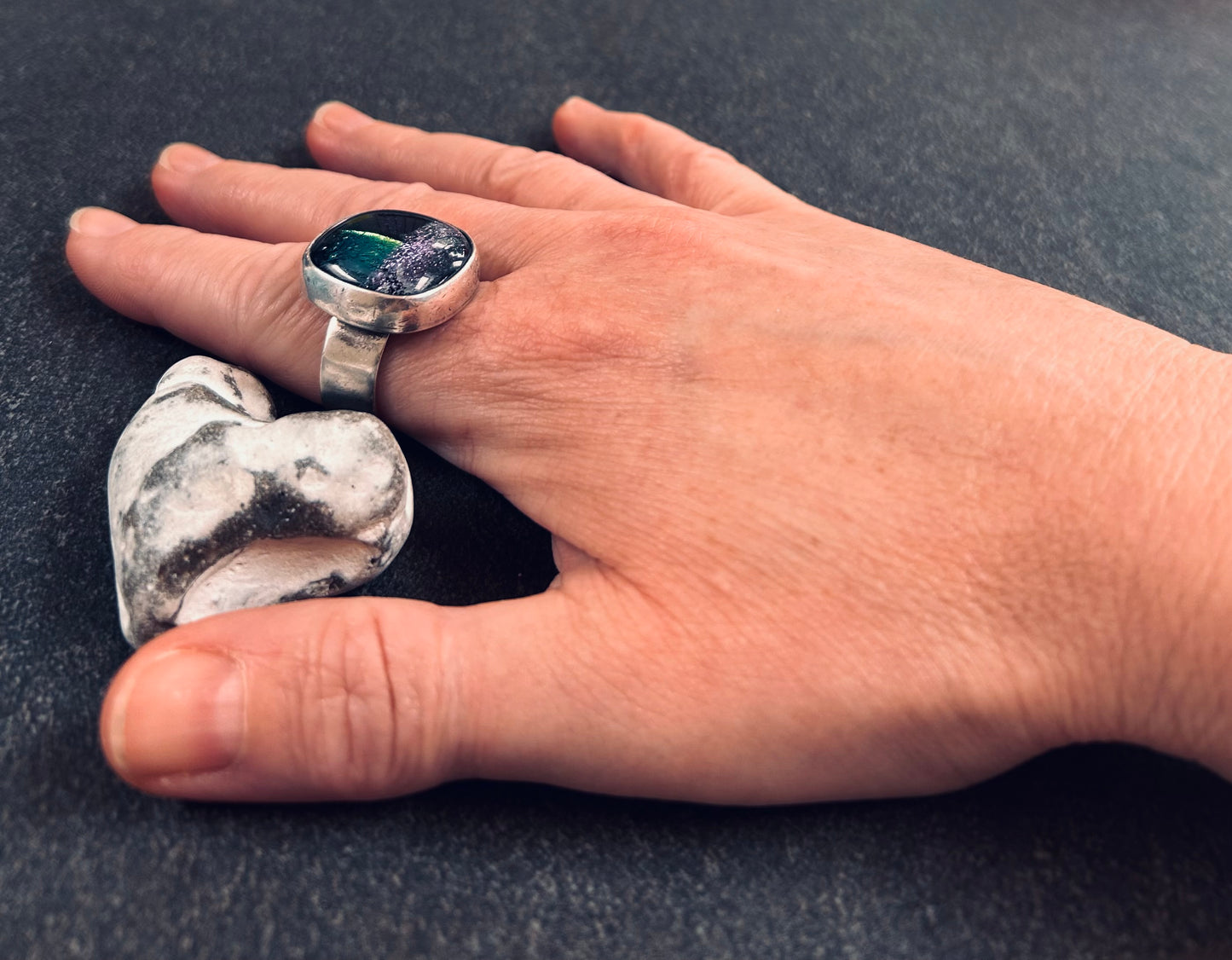 Vintage Sterling Silver Chunky Dichroic Glass Ring – Size S