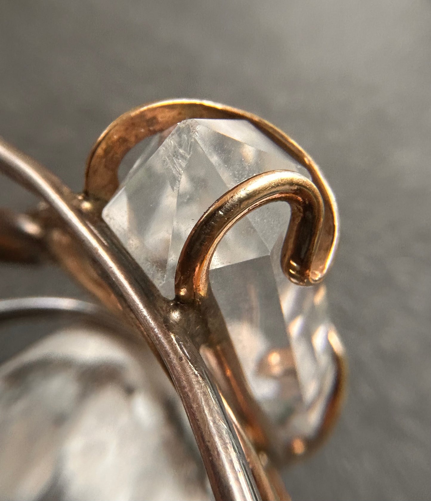 Exceptional Vintage Uma Silbey Sterling Silver, Copper, Quartz and Lapis Lazuli Bangle – Collector's Piece