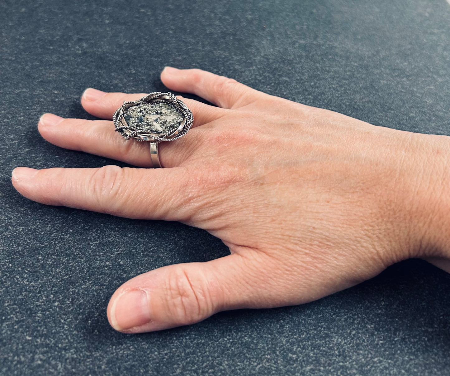 Striking vintage sterling silver ring with stunning pyrite (fool’s gold)