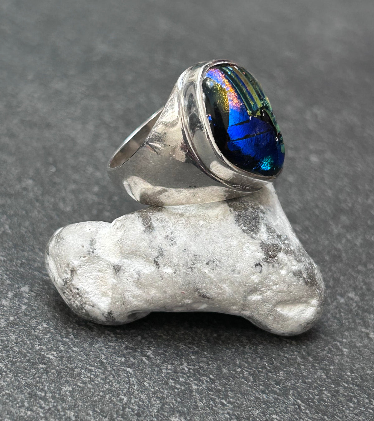 Artisan Vintage Sterling Silver Dichroic Glass Ring – Blue Skies & Sunset Hues