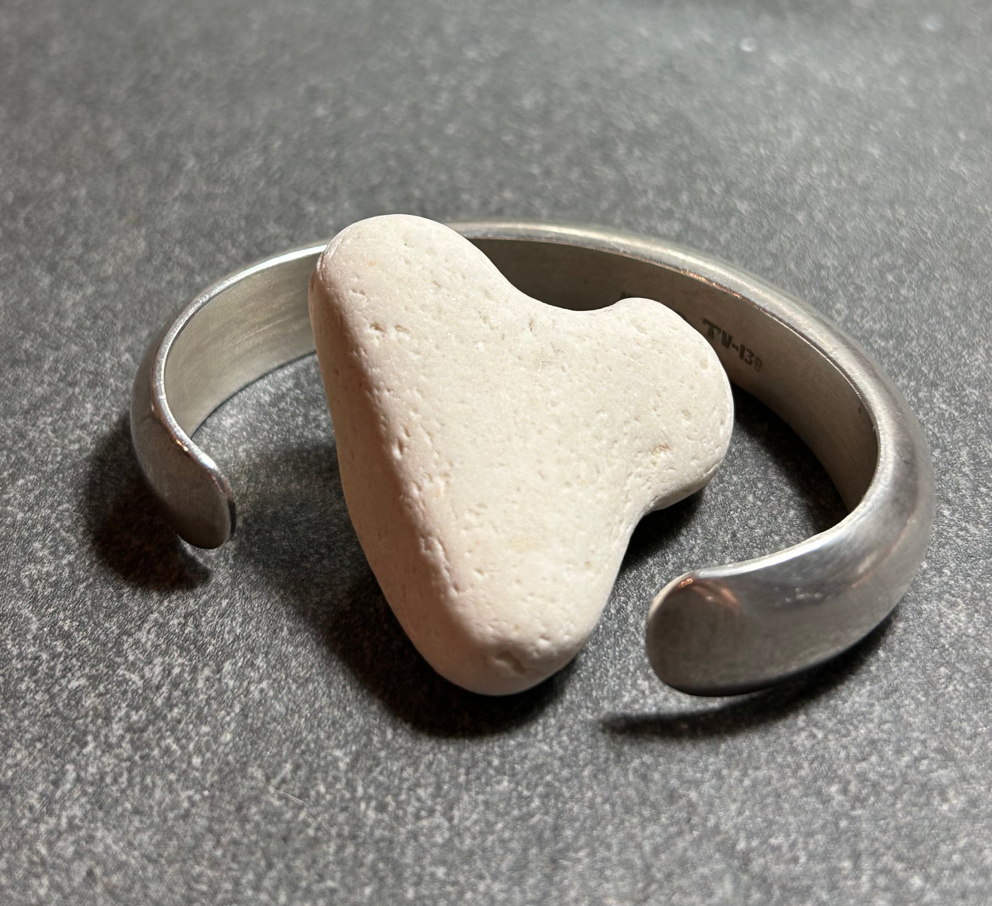 Vintage 1998 Mexican Sterling Silver Bangle – Timeless Elegance