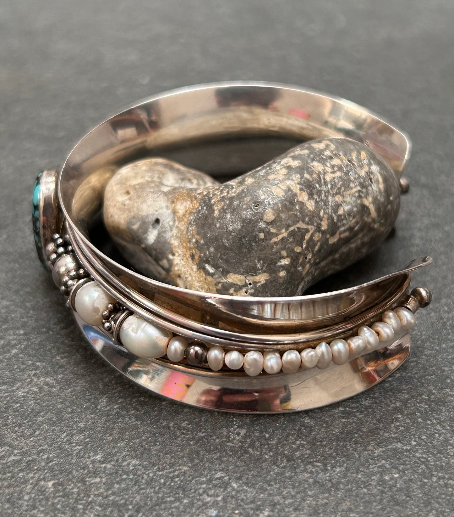 Fantastic vintage handmade artisan sterling silver bangle