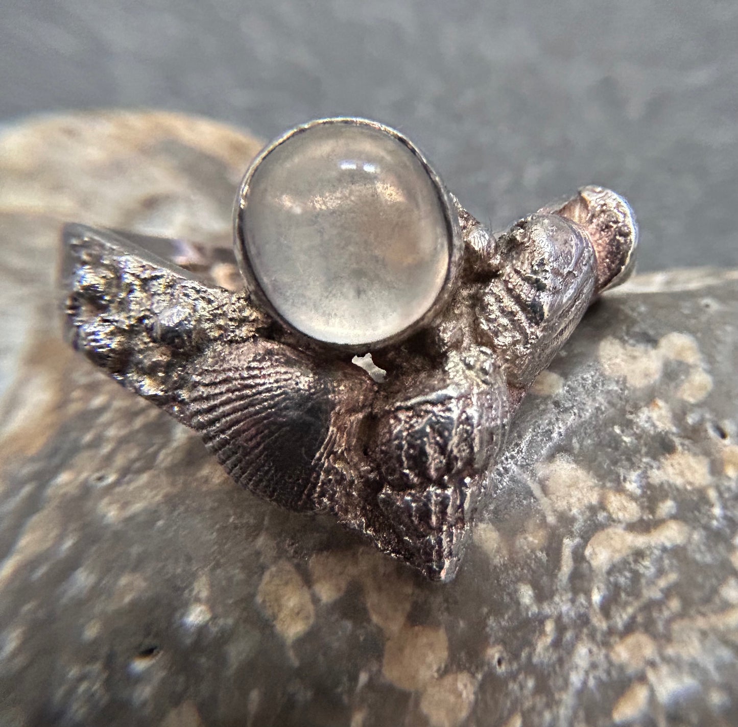 Vintage sterling silver moonstone and shell artisan ring.