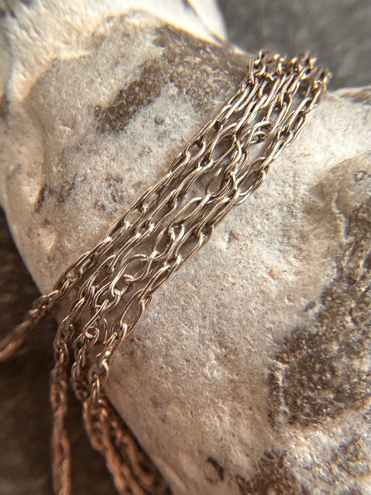 Beautiful vintage sterling silver super fine unusual link chain - 20 inches