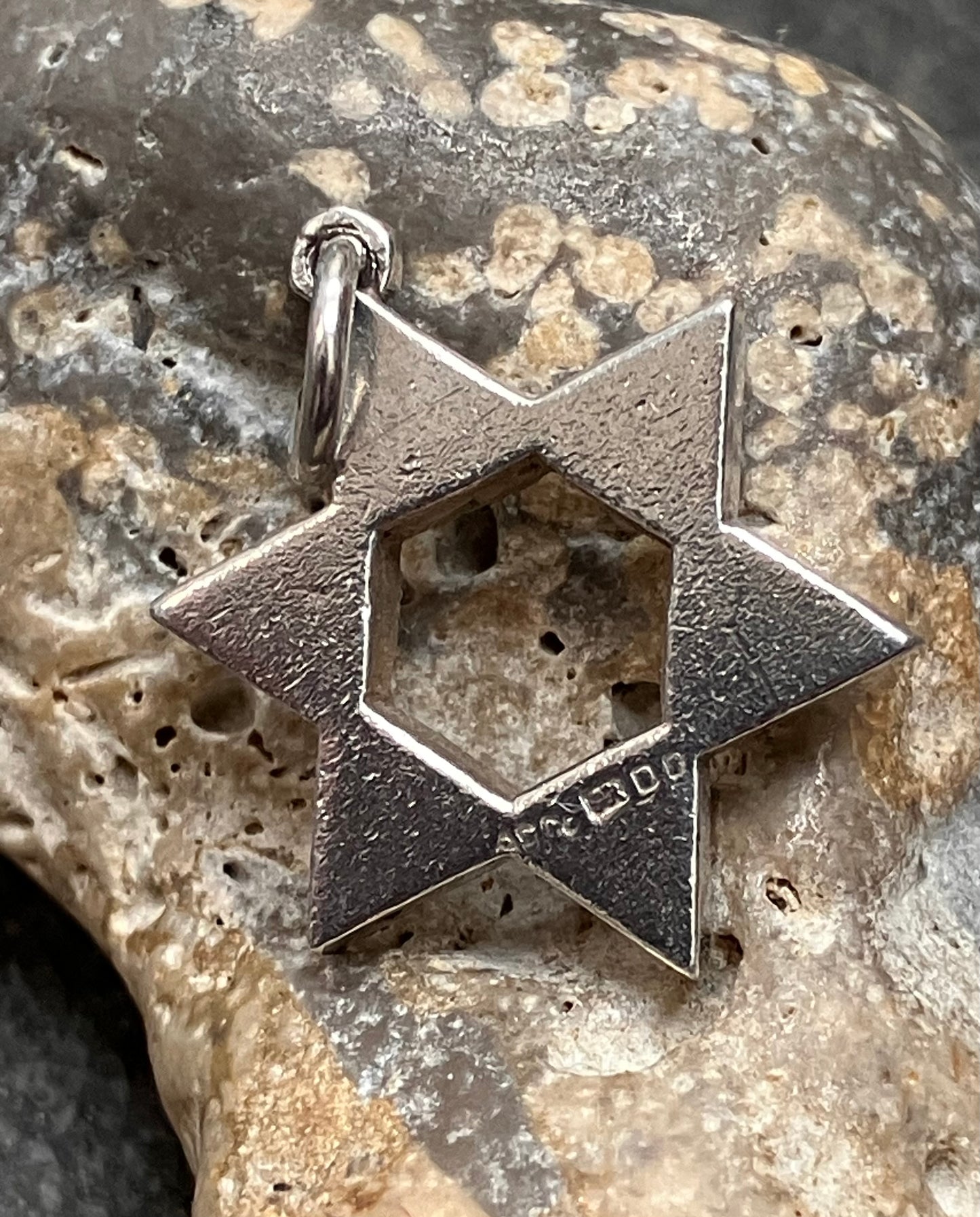 Vintage sterling silver Star of St David pendant. 1973