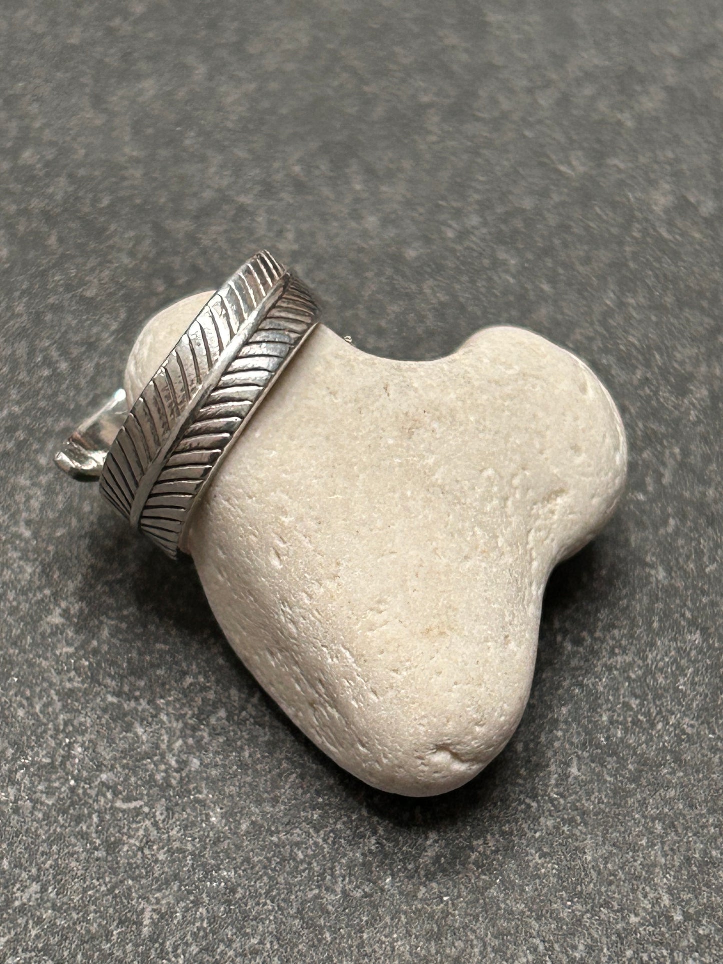 Vintage sterling silver wrap feather ring