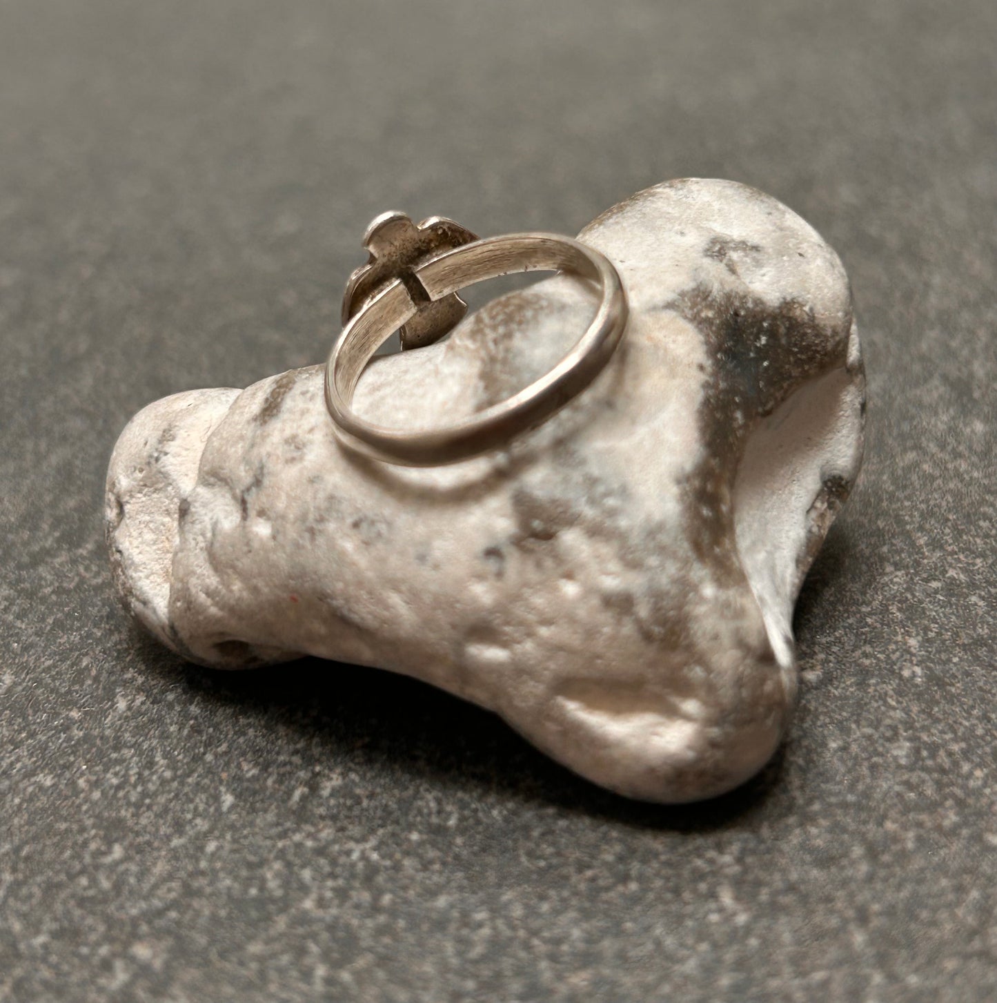 A wonderfully detailed vintage sterling silver Native American Thunderbird ring