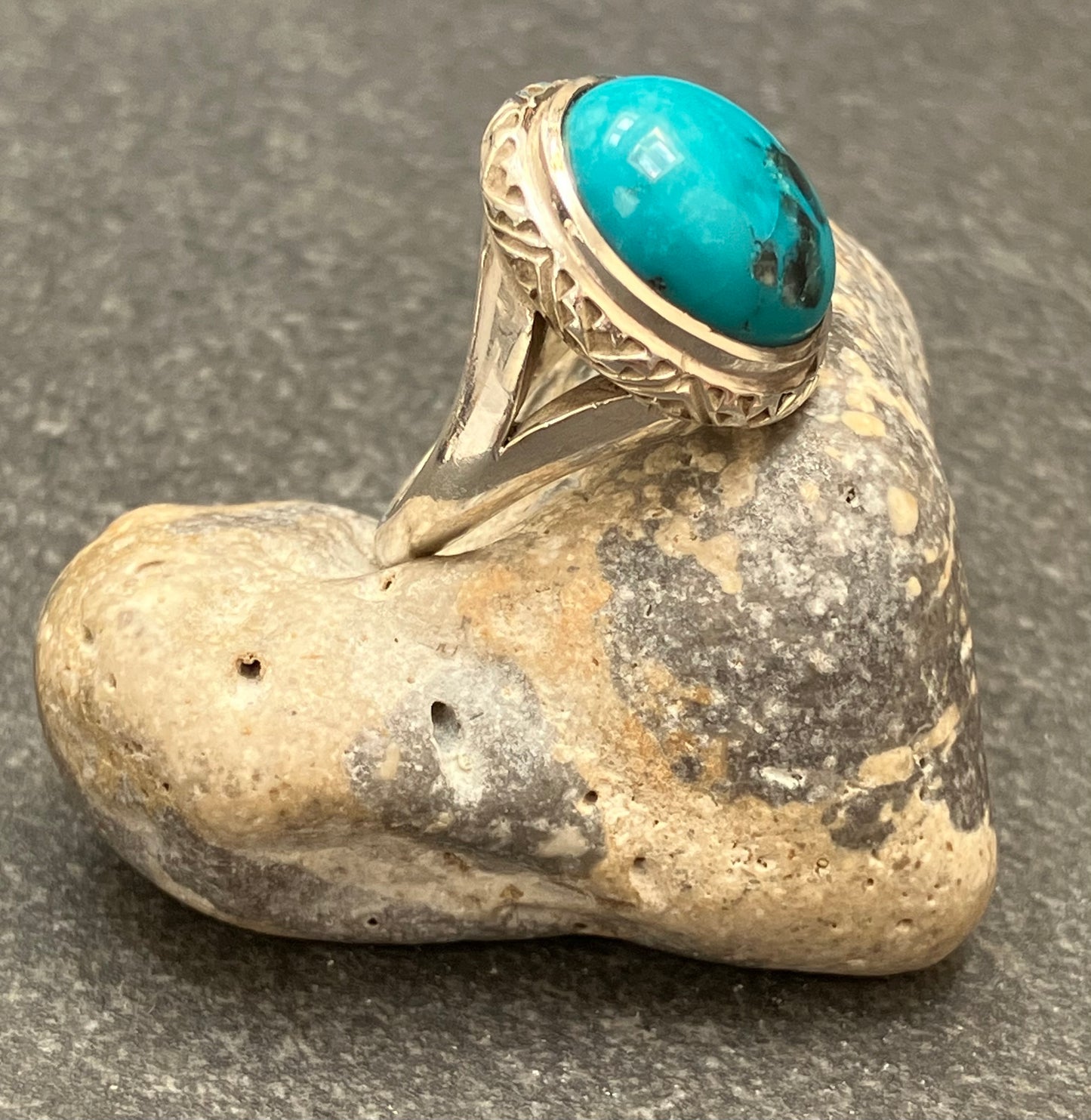 Vintage sterling silver and Turqurenite ring