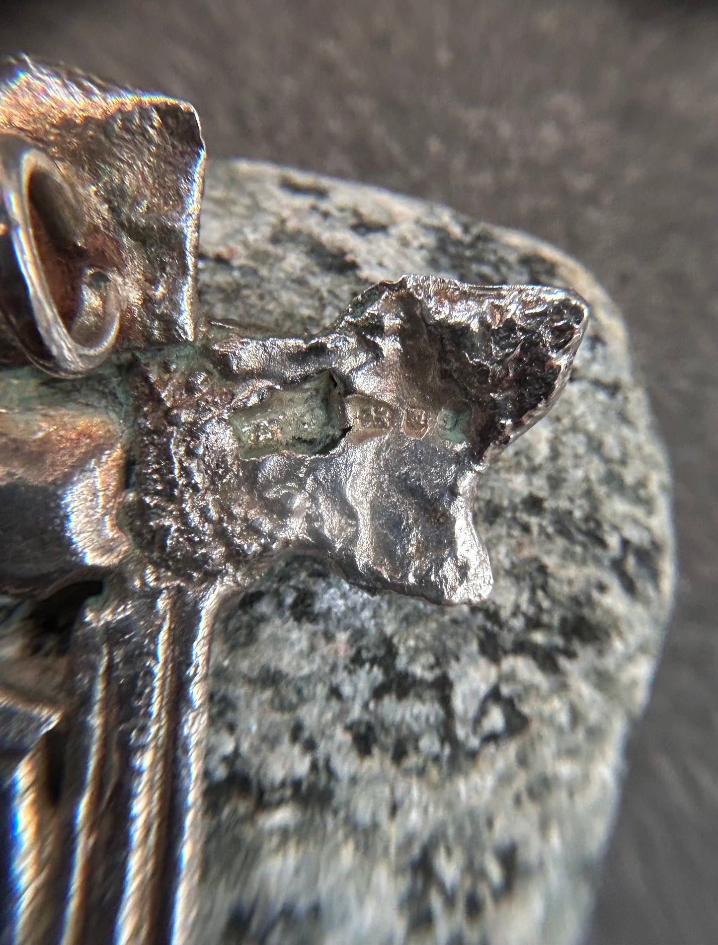 Vintage Artisan Sterling Silver Tree Pendant – Hallmarked 1978