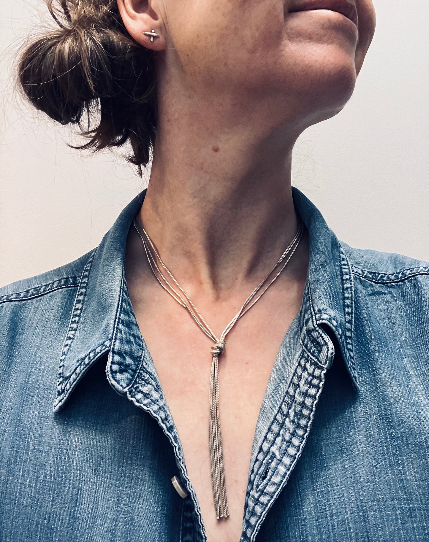 Truly elegant vintage sterling silver knot necklace.