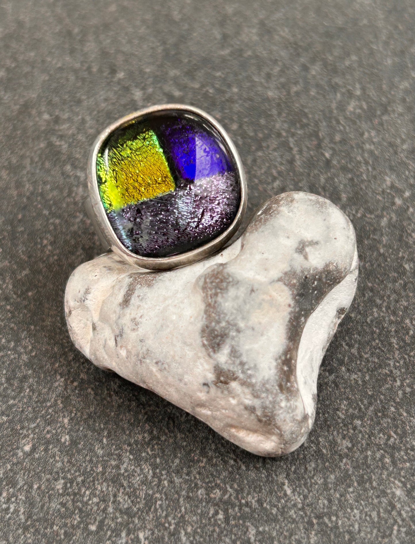 Vintage Sterling Silver Chunky Dichroic Glass Ring – Size S