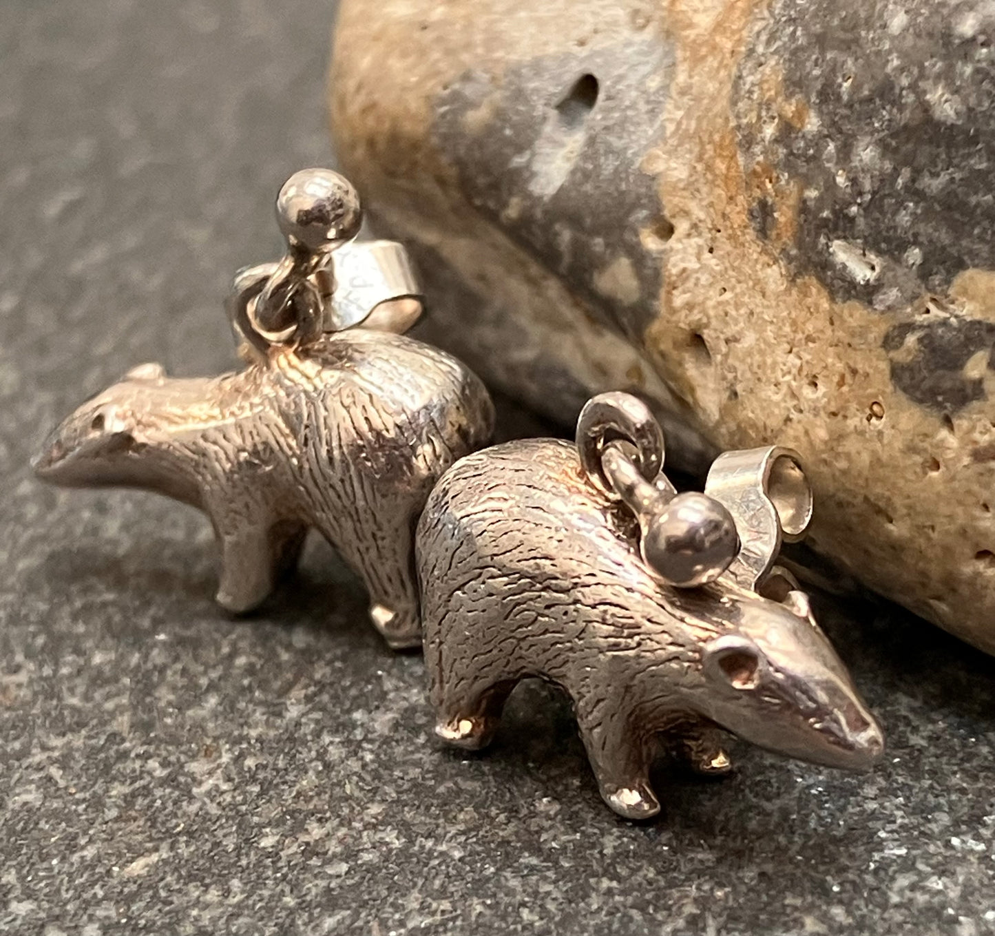 Totally adorable vintage sterling silver 3D badger earrings.