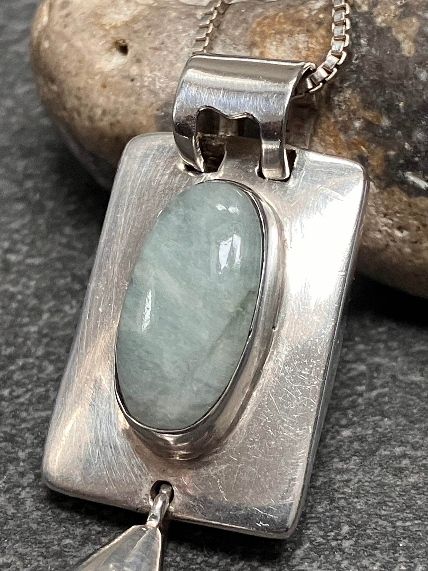 Beautiful vintage sterling silver pendant