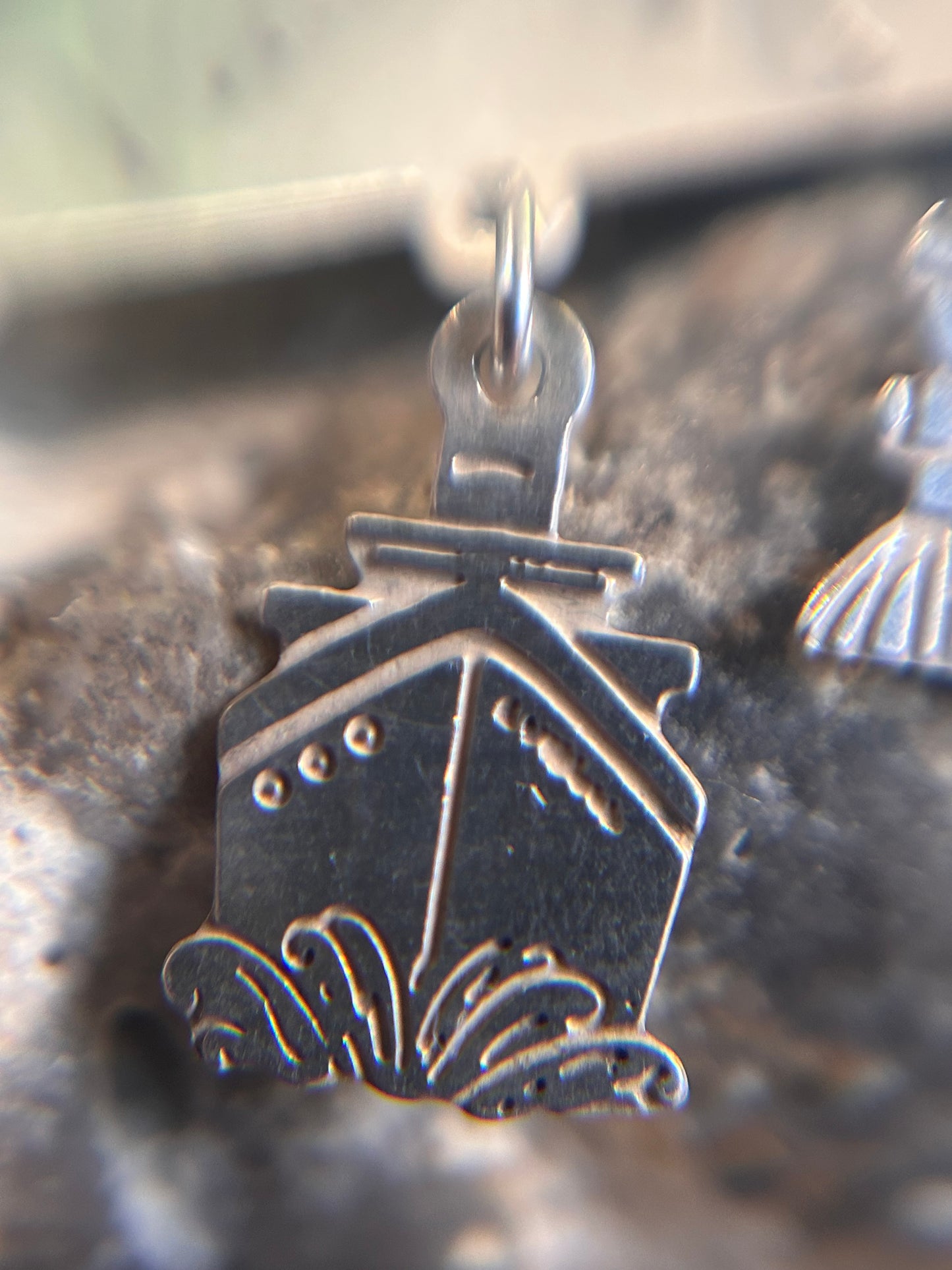 Vintage ‘Vacation time’ necklace!