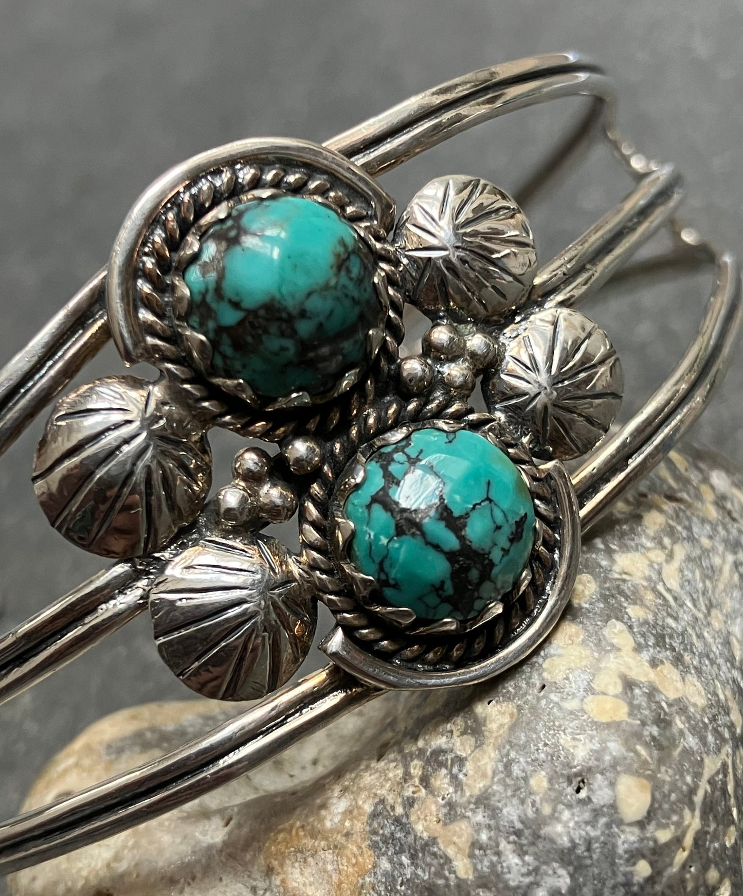 Vintage Native American sterling silver and turquoise bangle