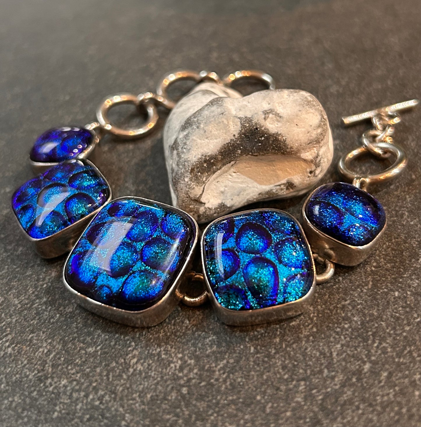 Exceptional vintage sterling silver dichroic glass link bracelet