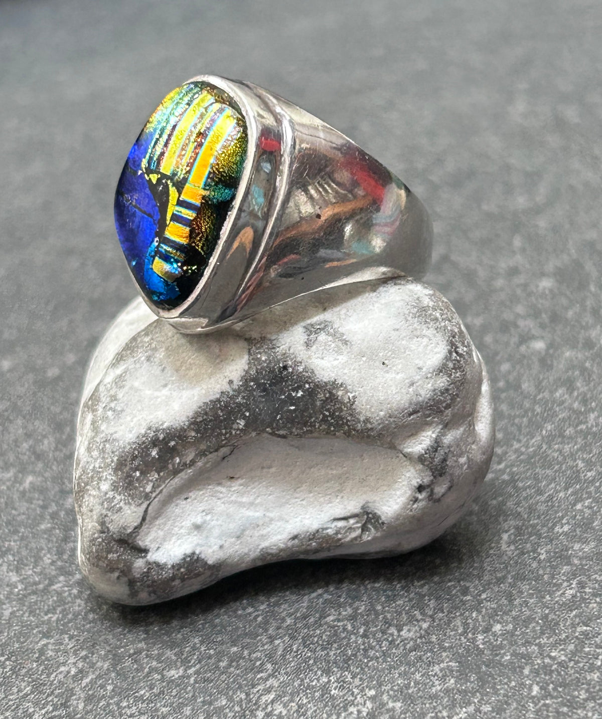 Artisan Vintage Sterling Silver Dichroic Glass Ring – Blue Skies & Sunset Hues