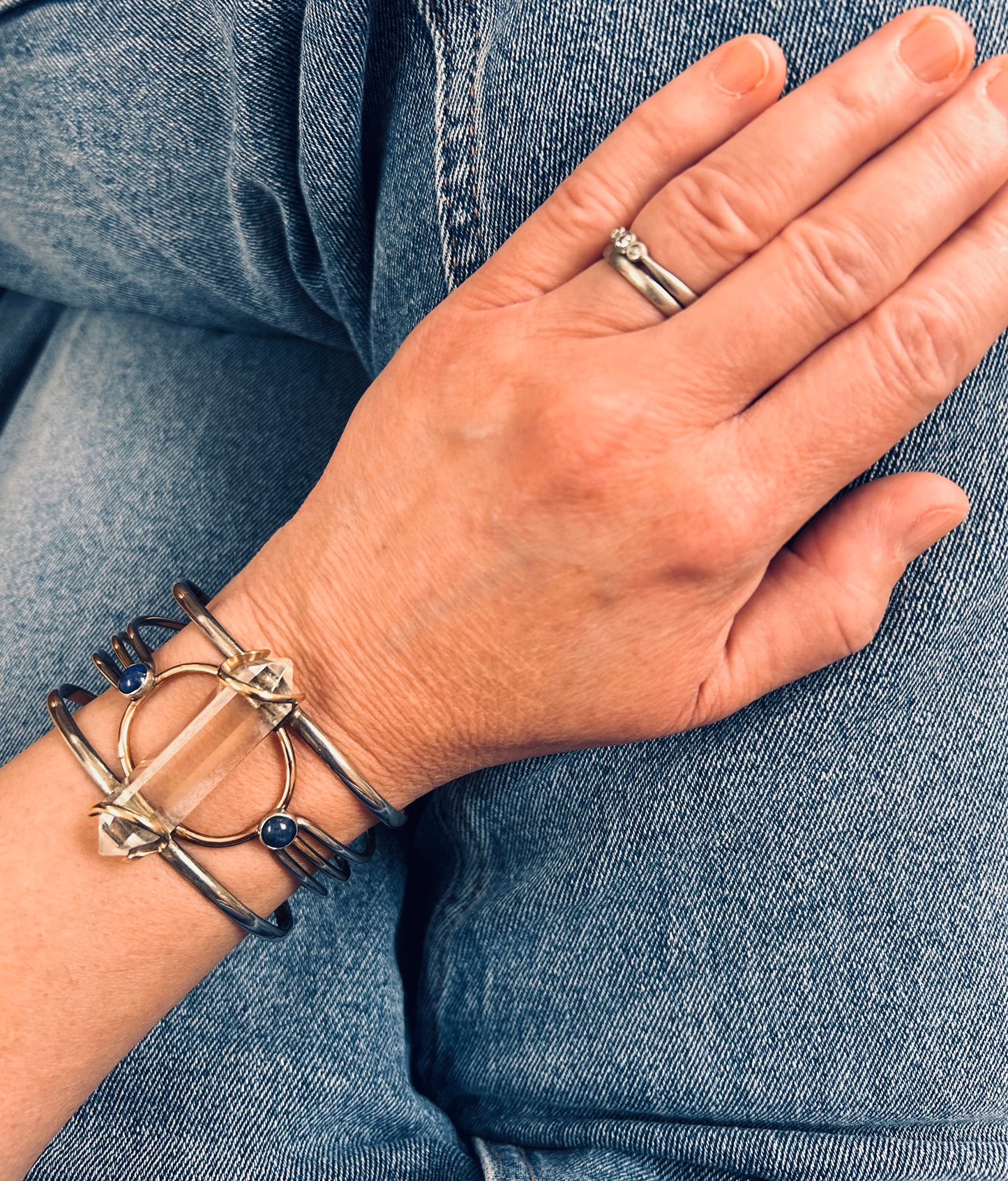 Exceptional Vintage Uma Silbey Sterling Silver, Copper, Quartz and Lapis Lazuli Bangle – Collector's Piece