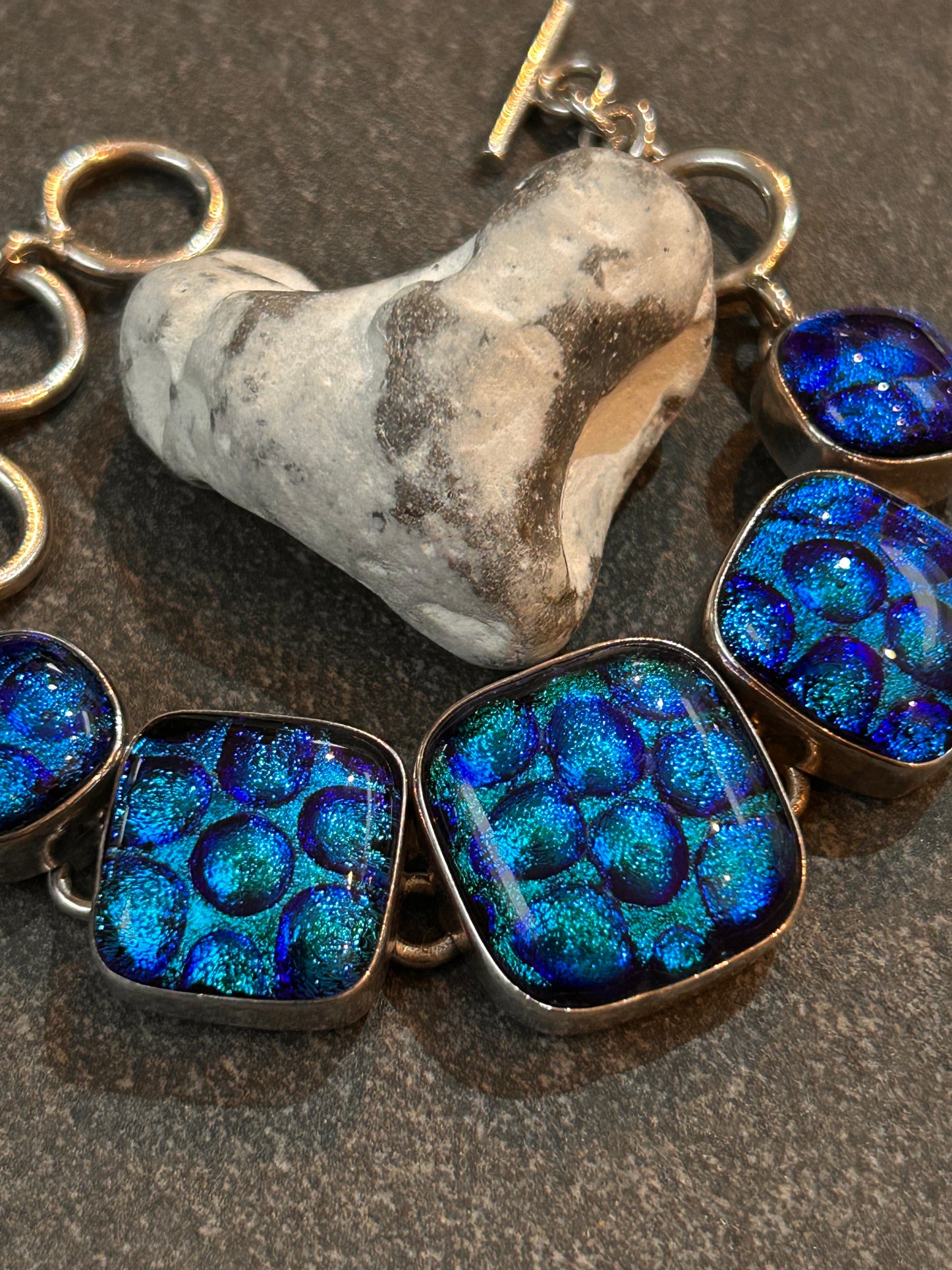 Exceptional vintage sterling silver dichroic glass link bracelet