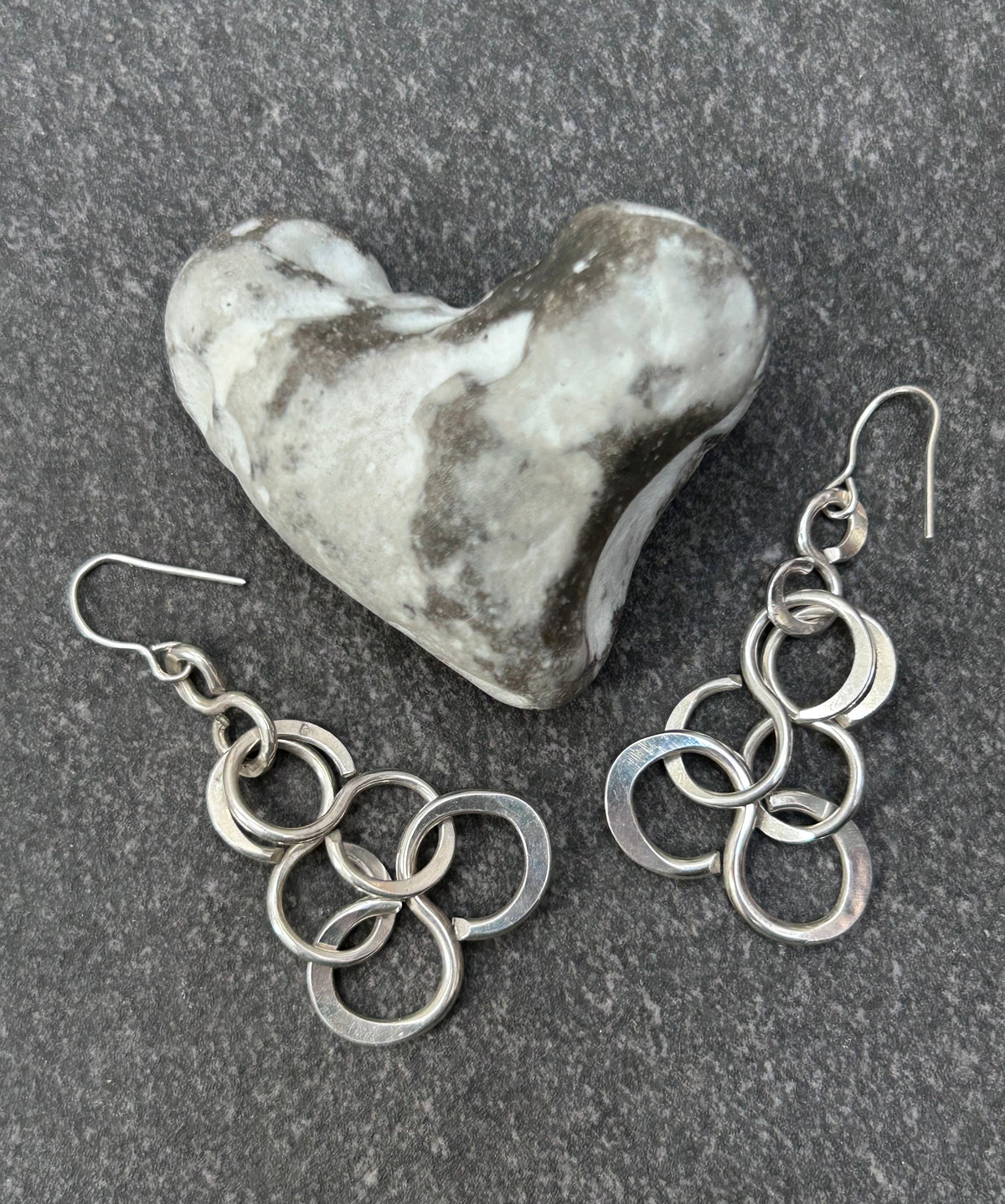 Vintage 1977 Sterling Silver Interlocking Circle Earrings
