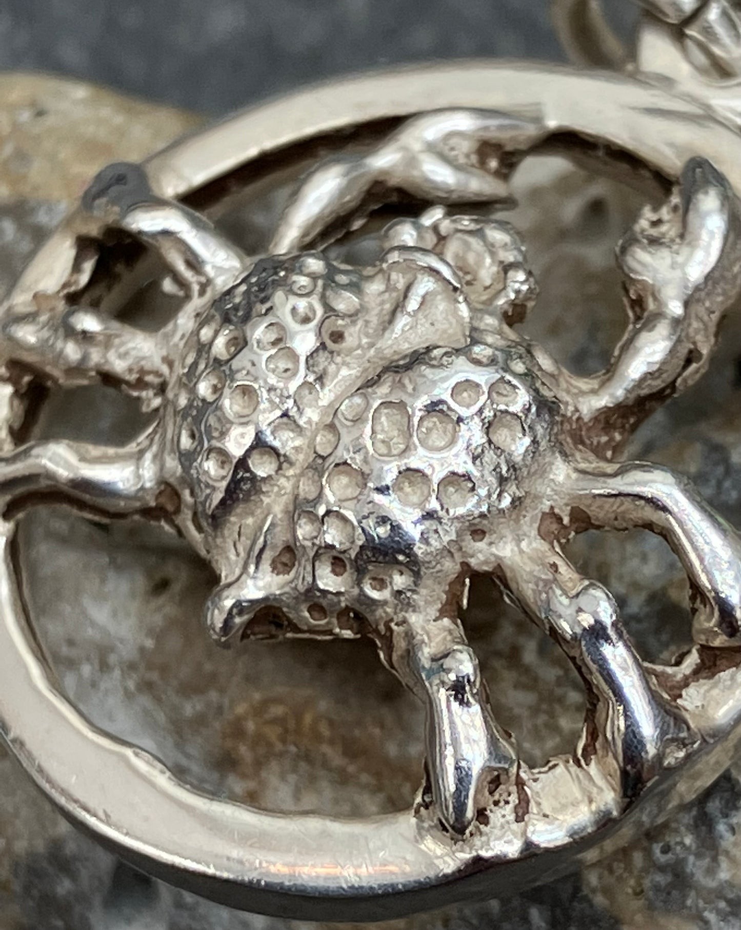 Vintage sterling silver crab pendant