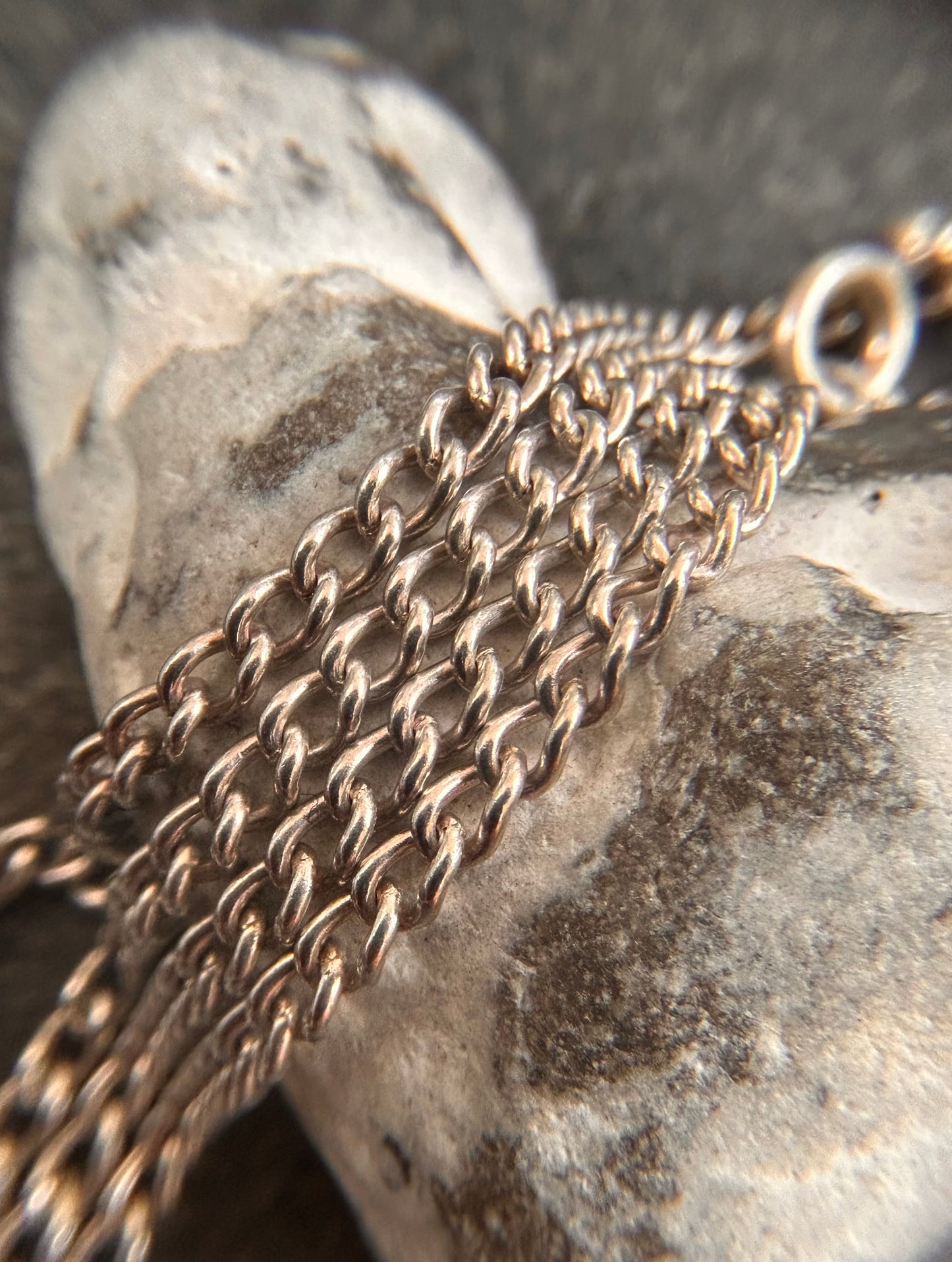 Beautiful vintage sterling silver curb chain - 18 inches