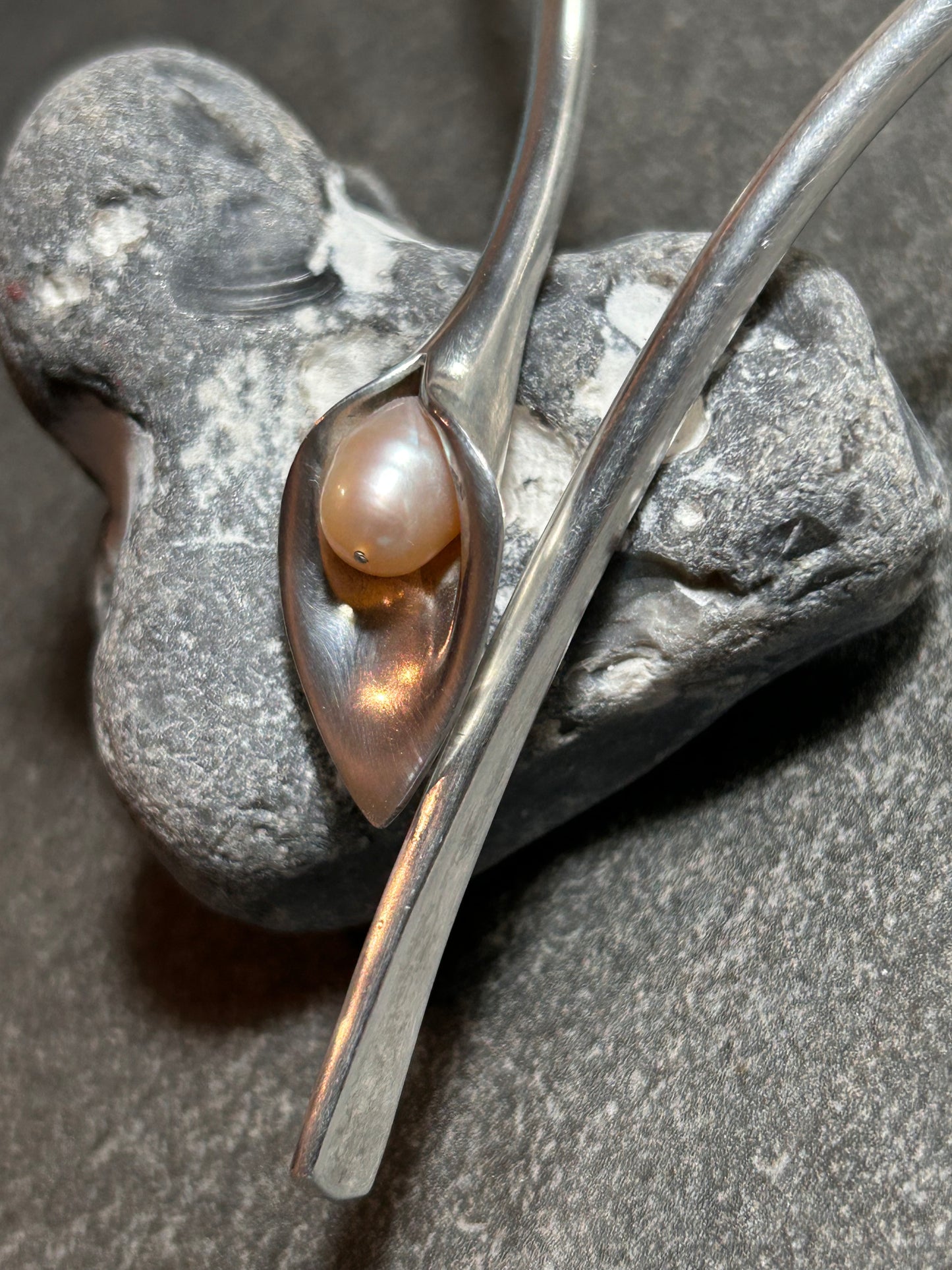 Carla Lily’ Torque Necklace by Amanda Cox, hallmarked 2003