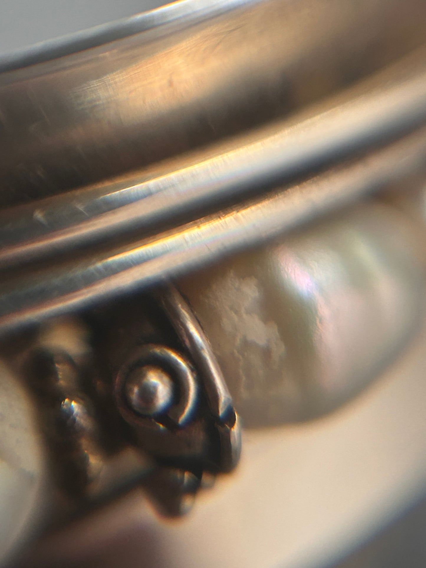 Fantastic vintage handmade artisan sterling silver bangle