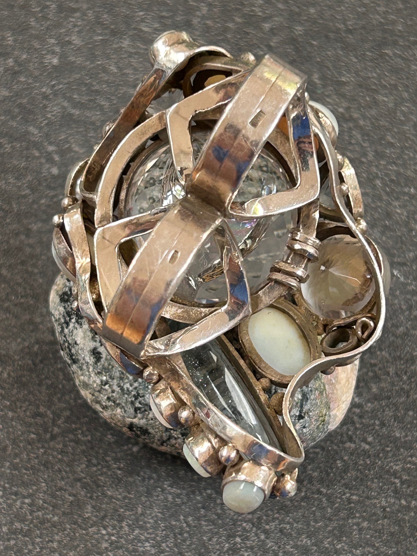 Spectacular Polish Artisan Double-Finger Ring.
Sterling Silver, Rock Crystal, Topaz, Opals, Aquamarine & Pearls.