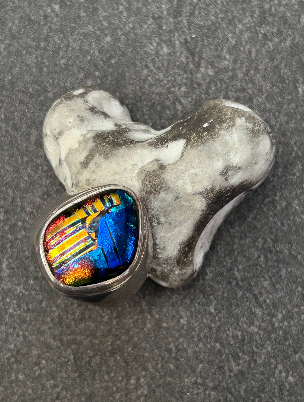 Artisan Vintage Sterling Silver Dichroic Glass Ring – Blue Skies & Sunset Hues